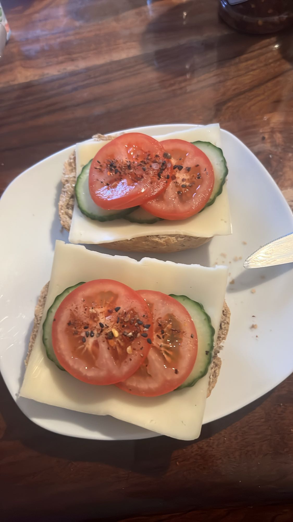 Kaas en groente broodje