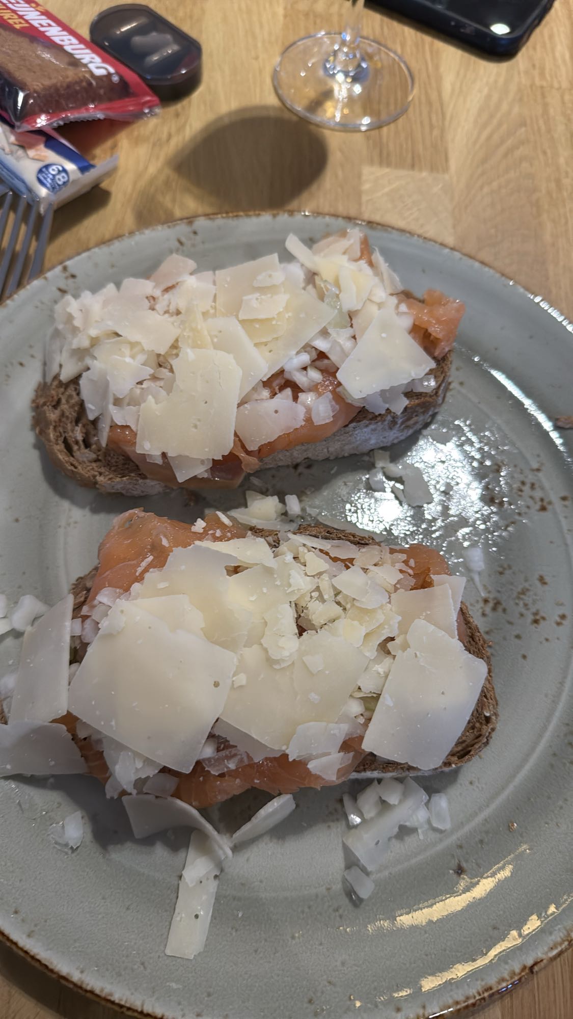 Zalm kaas toast