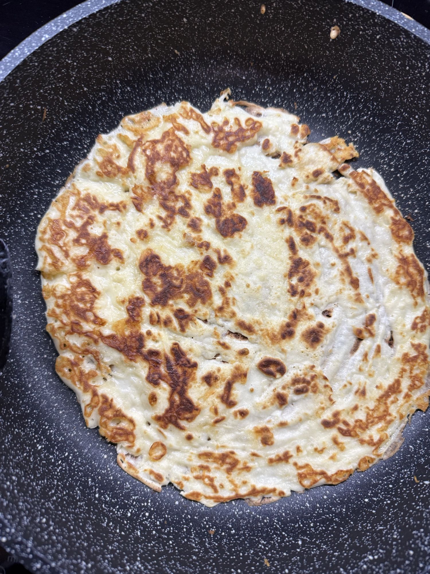 блин на сковороде