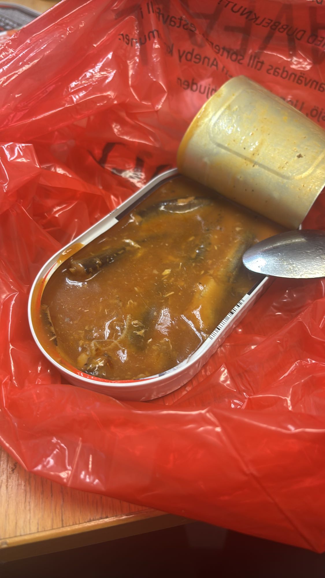 Sardiner i tomatsås