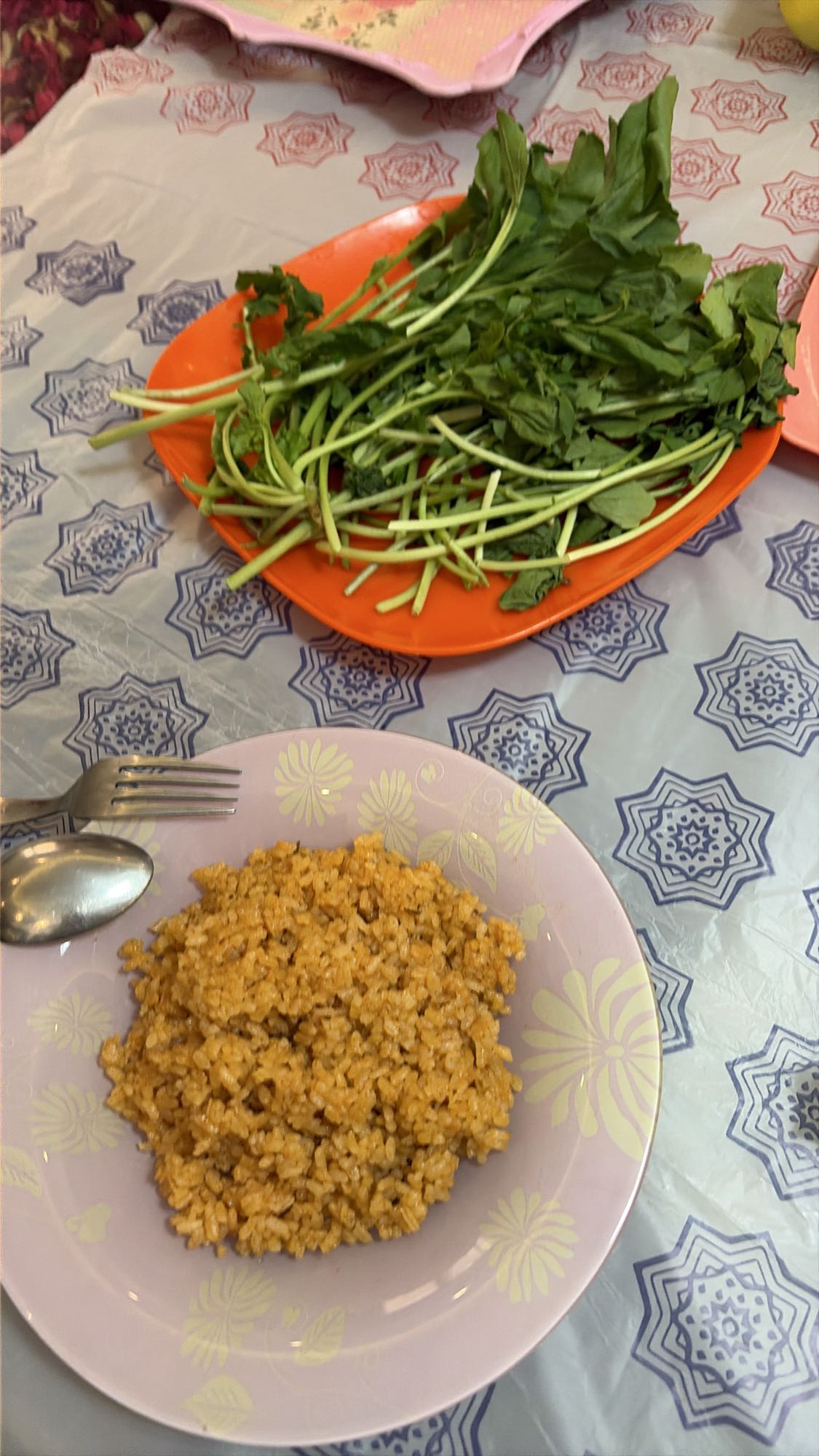 Fried rice with greens