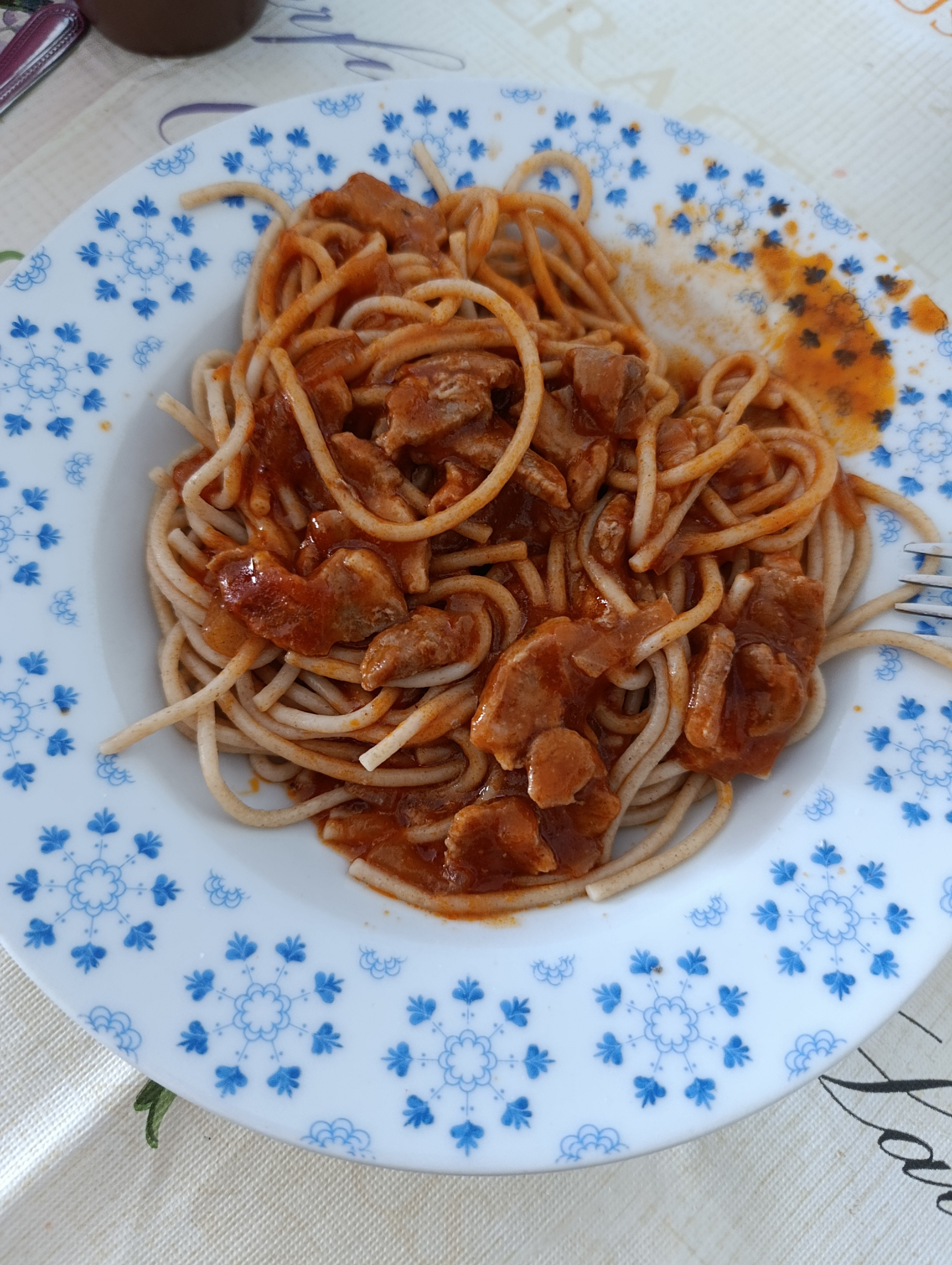 Espaguetis con salsa de carne