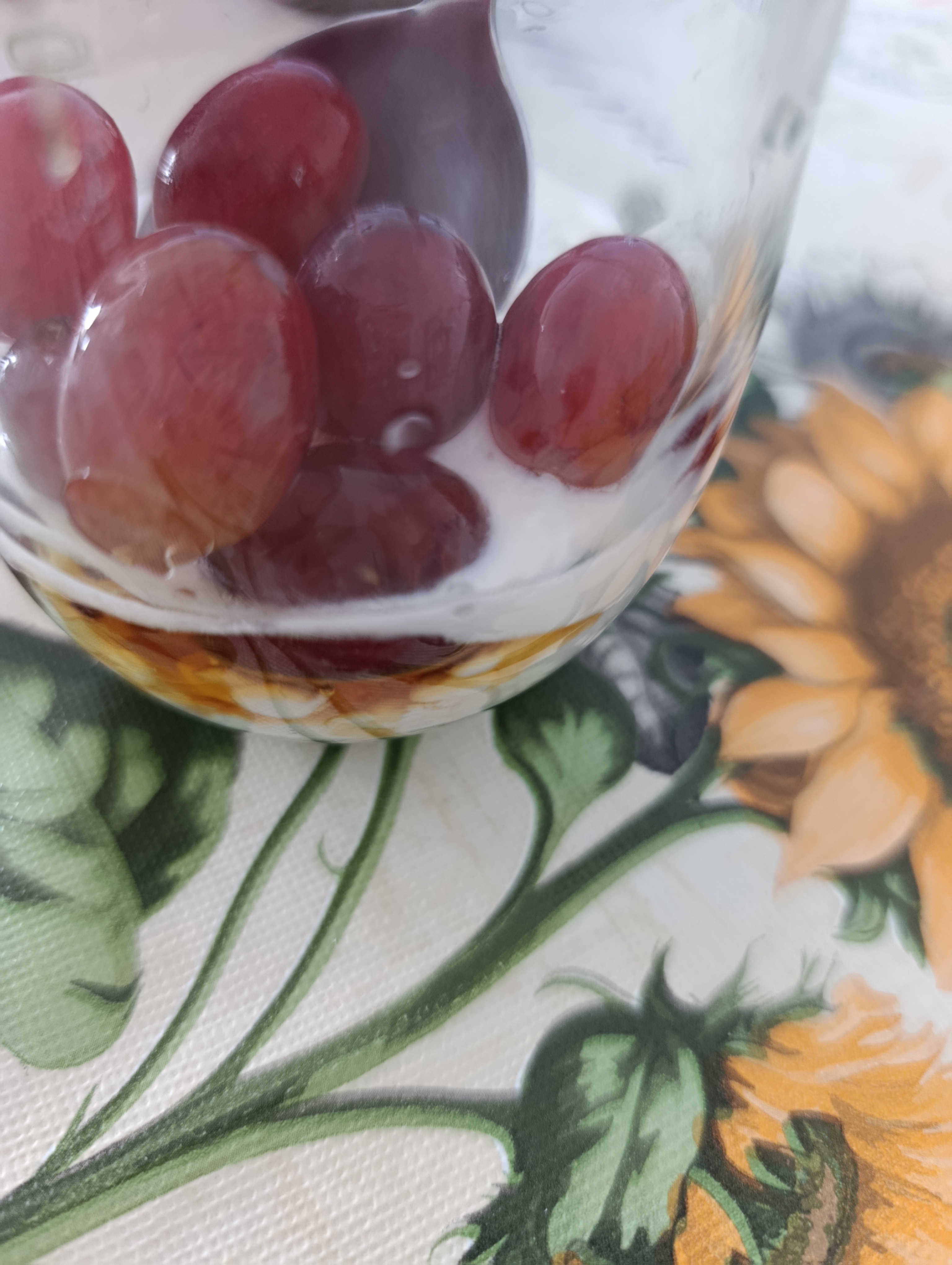 Uvas con yogur y miel