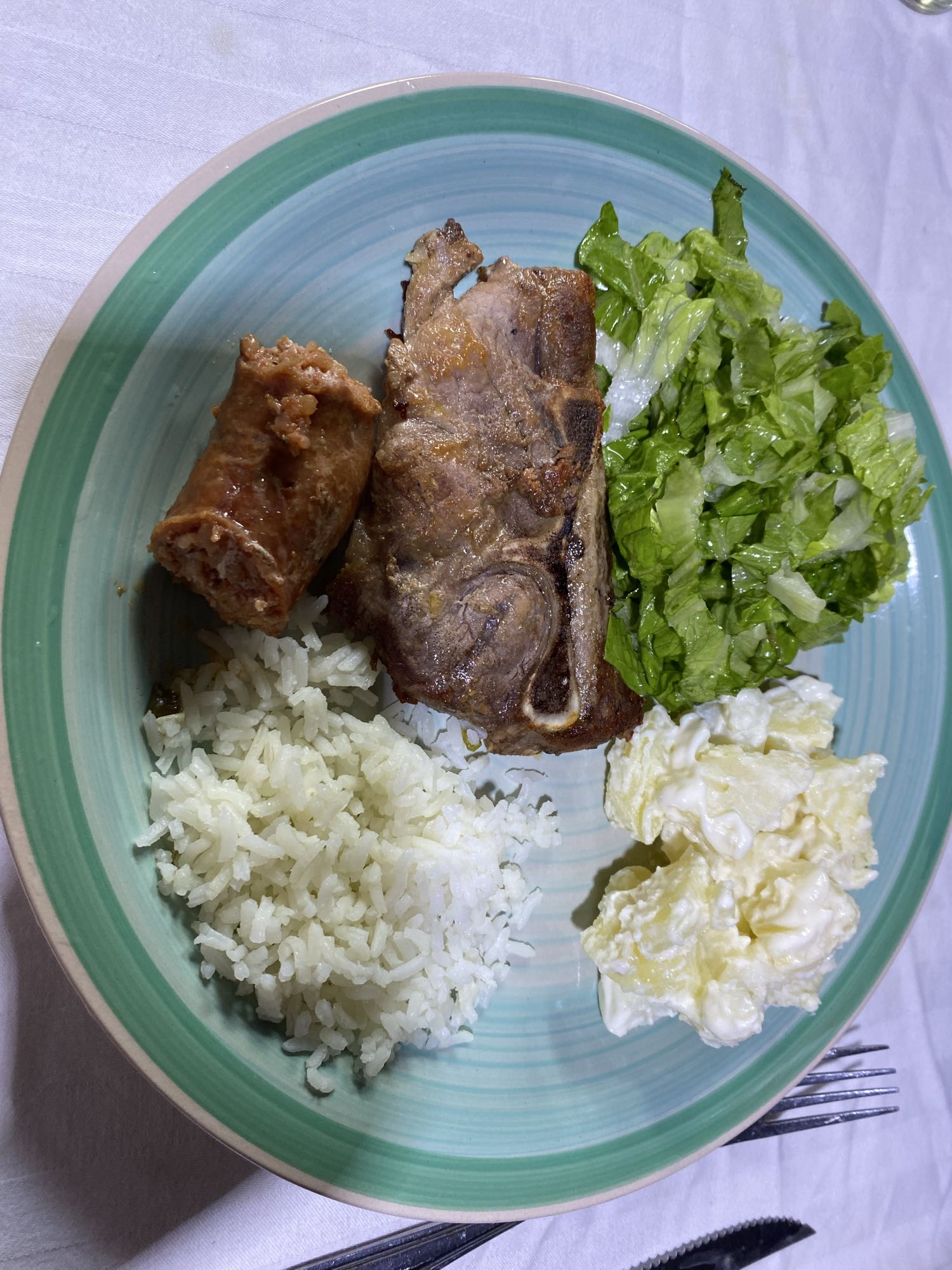Plato mixto con carne