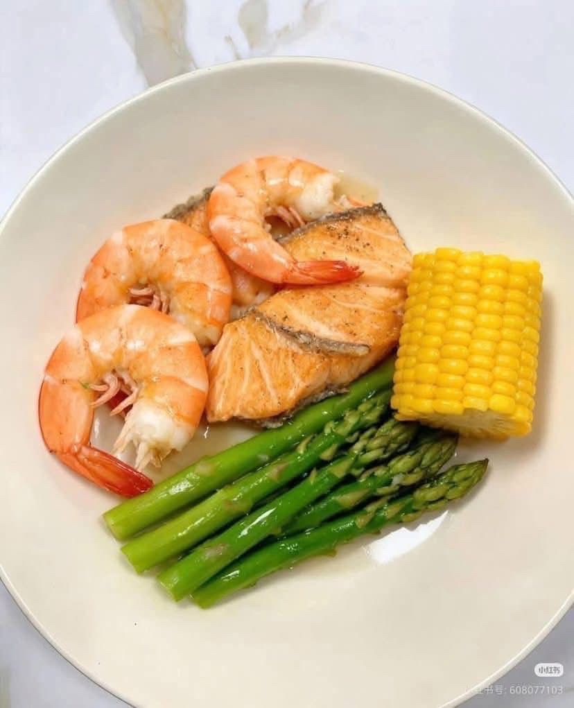 Salmon Shrimp Veggie Plate