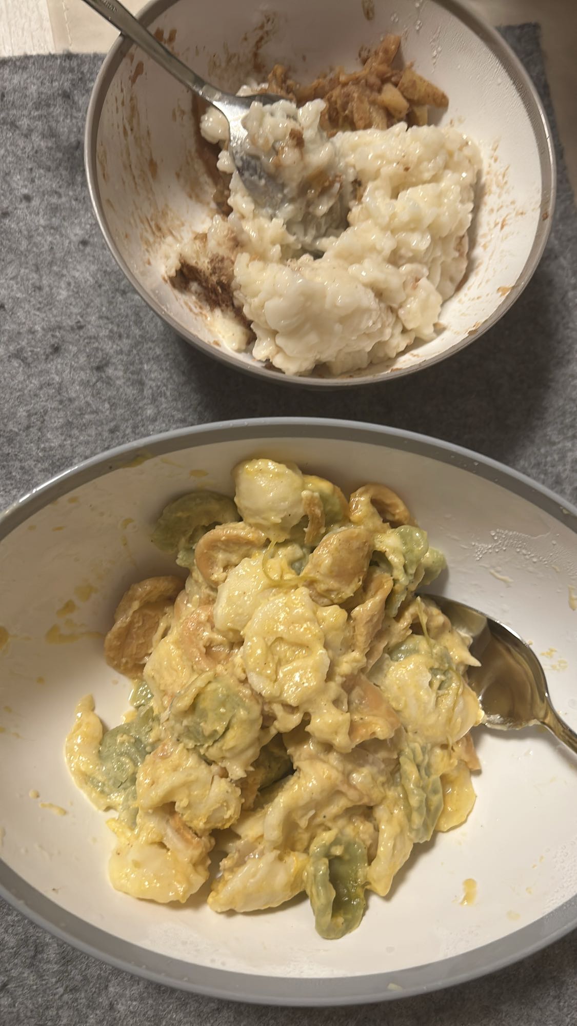 pasta con huevo y arroz