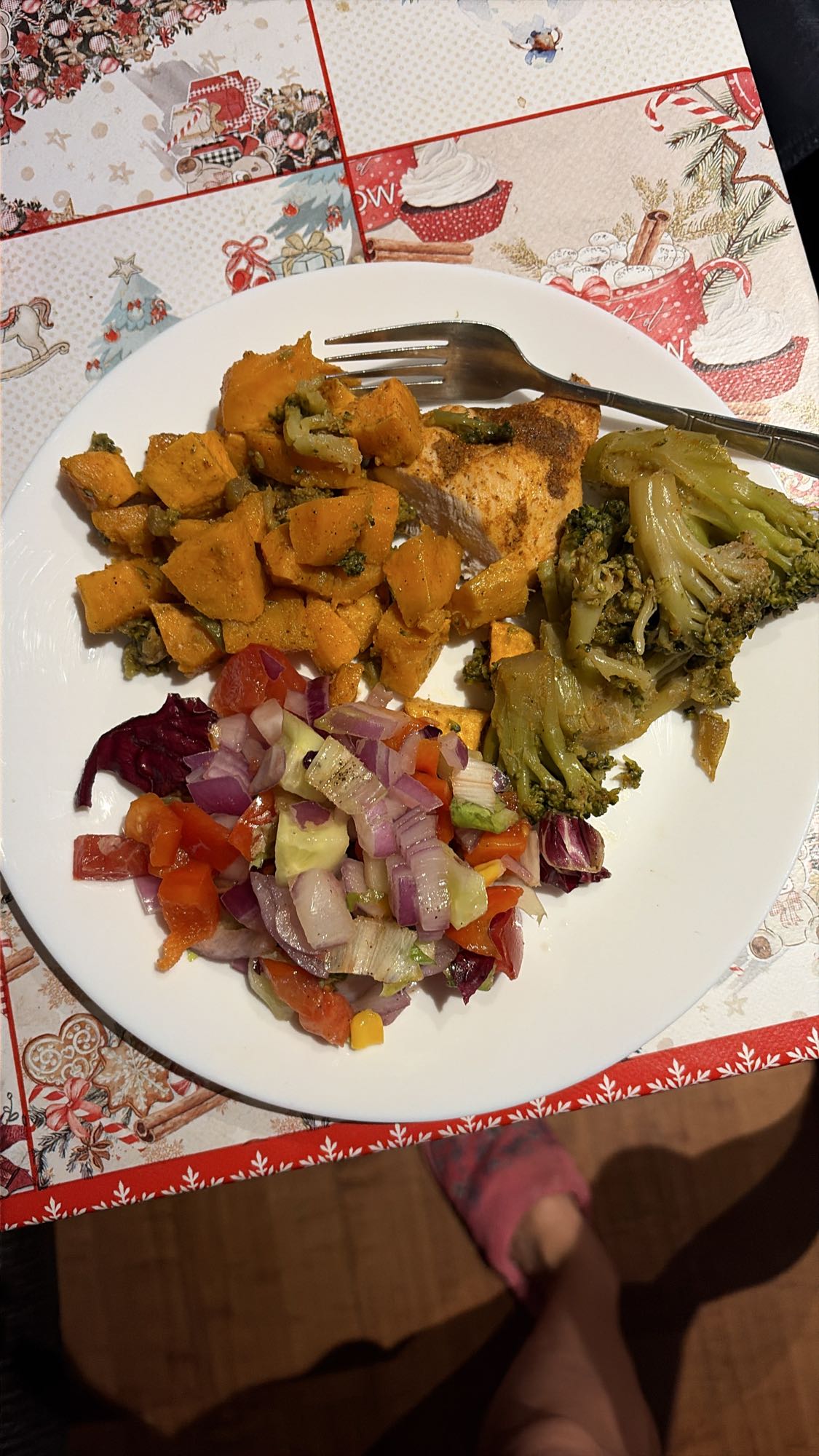 Piept de pui la cuptor cu legume