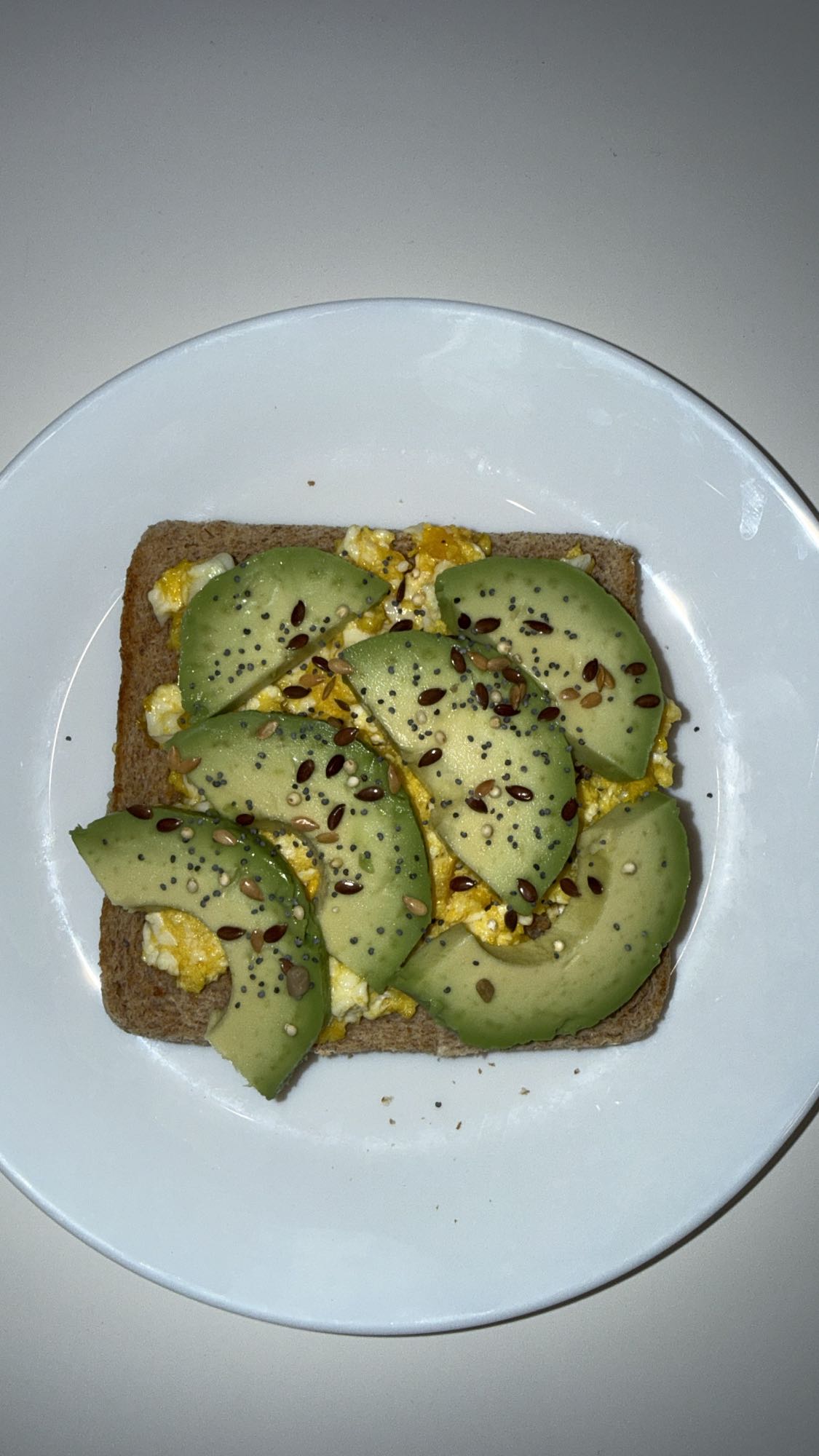Toast avocat œuf