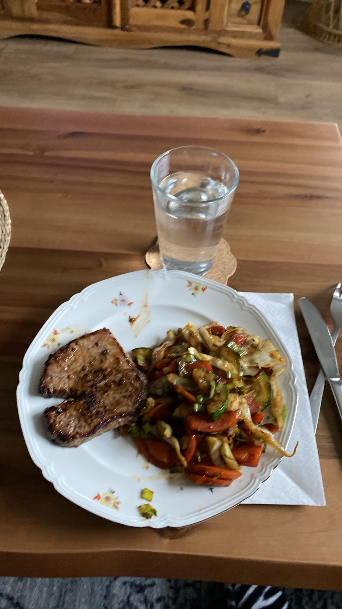 Fläskkotlett med grönsaker