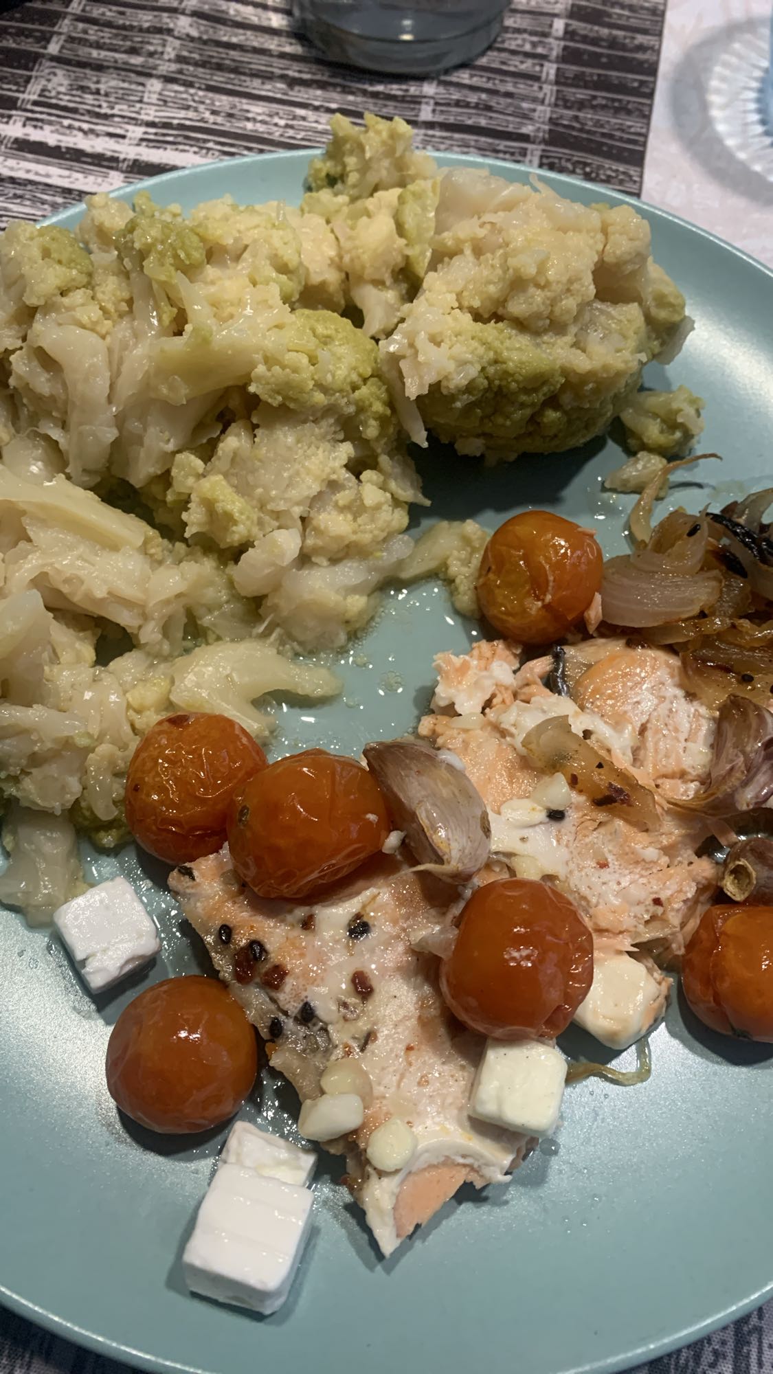 Salmón con verduras