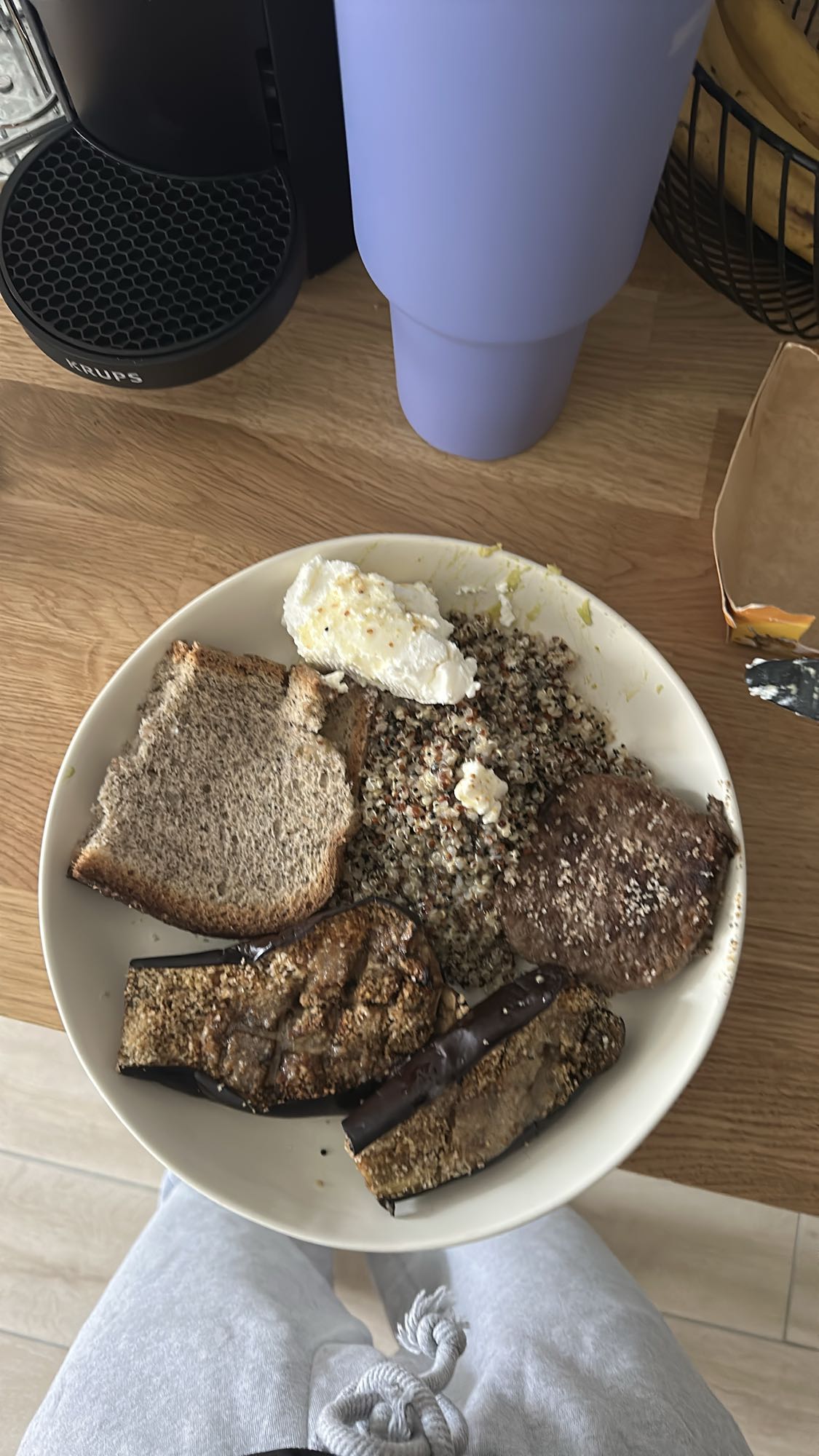 Assiette quinoa steak aubergine