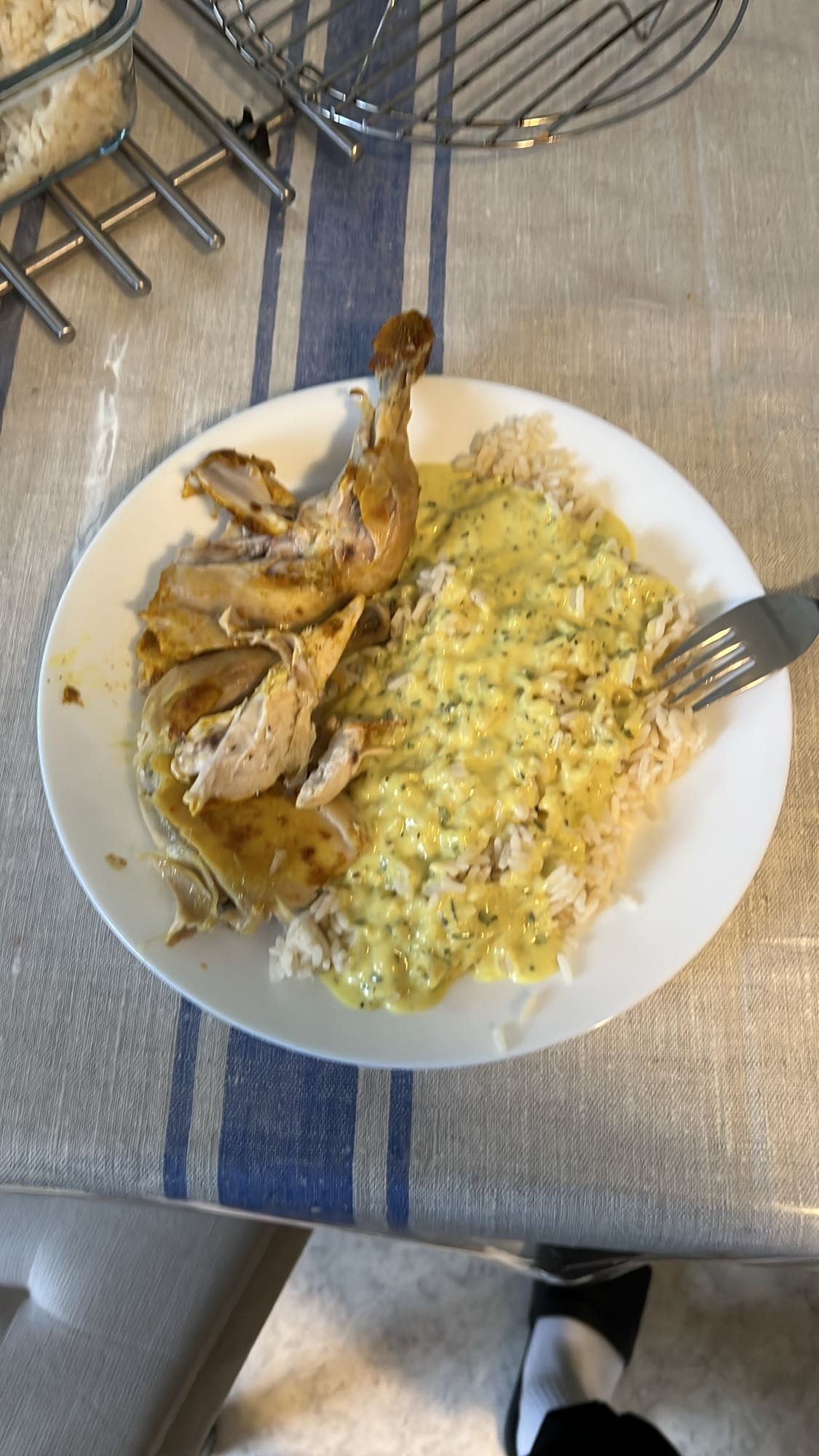 Kyckling med ris och sås