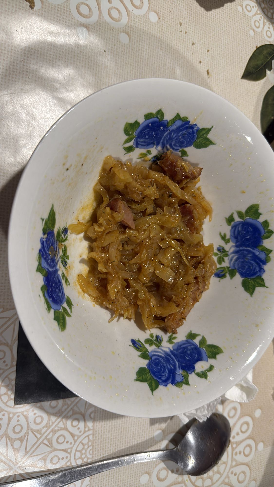 Varză călită cu carne