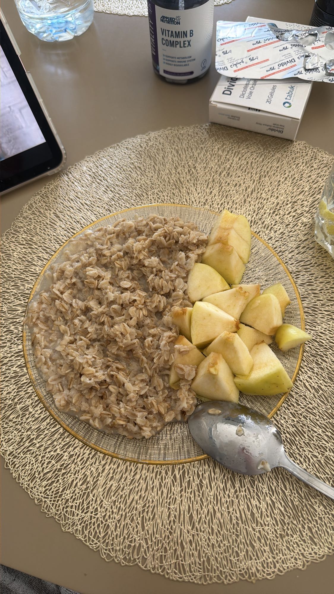 овсянка с яблоком