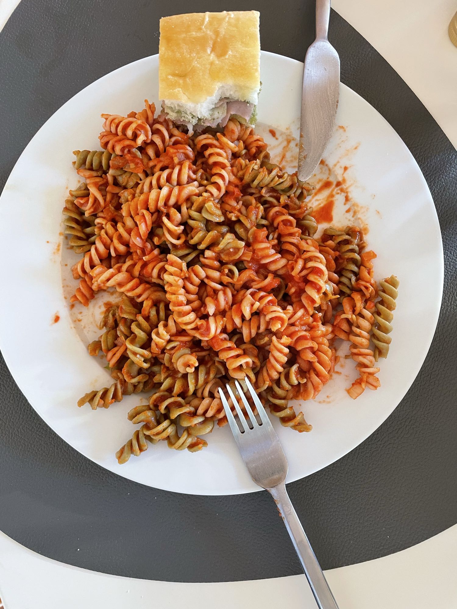 Pasta with tomato sauce