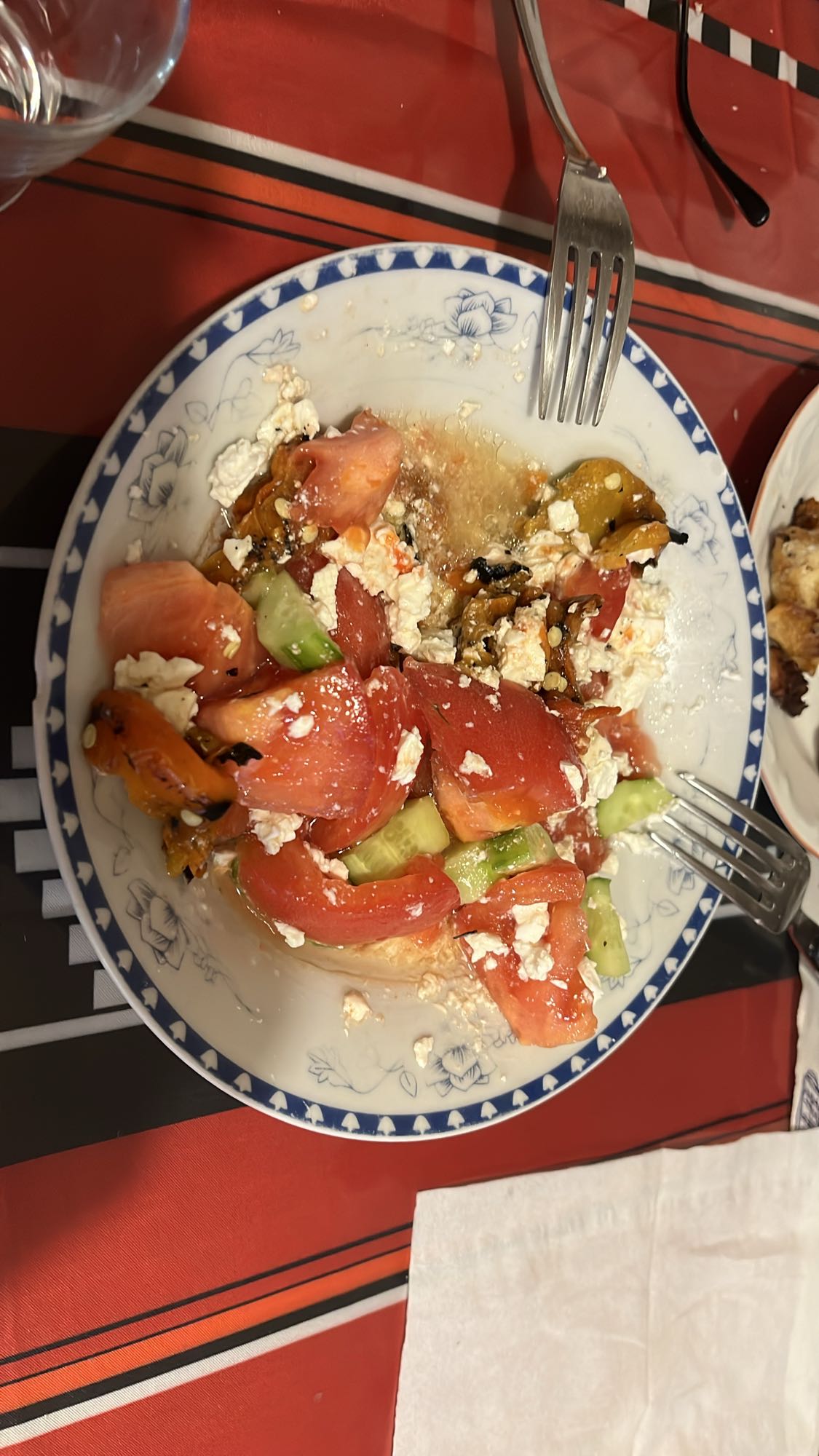 Салата с домати и сирене