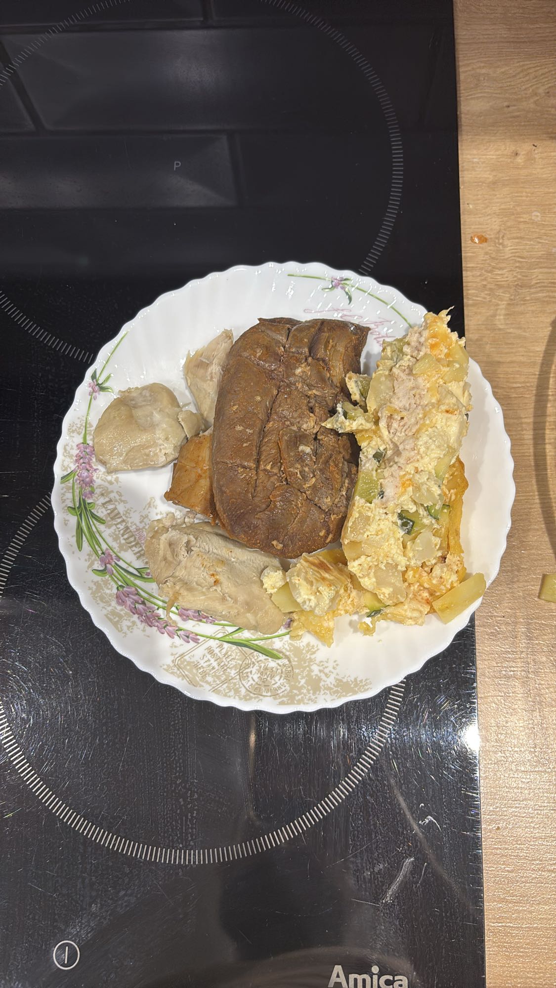 Kurczak z pieczarką i zapiekanką