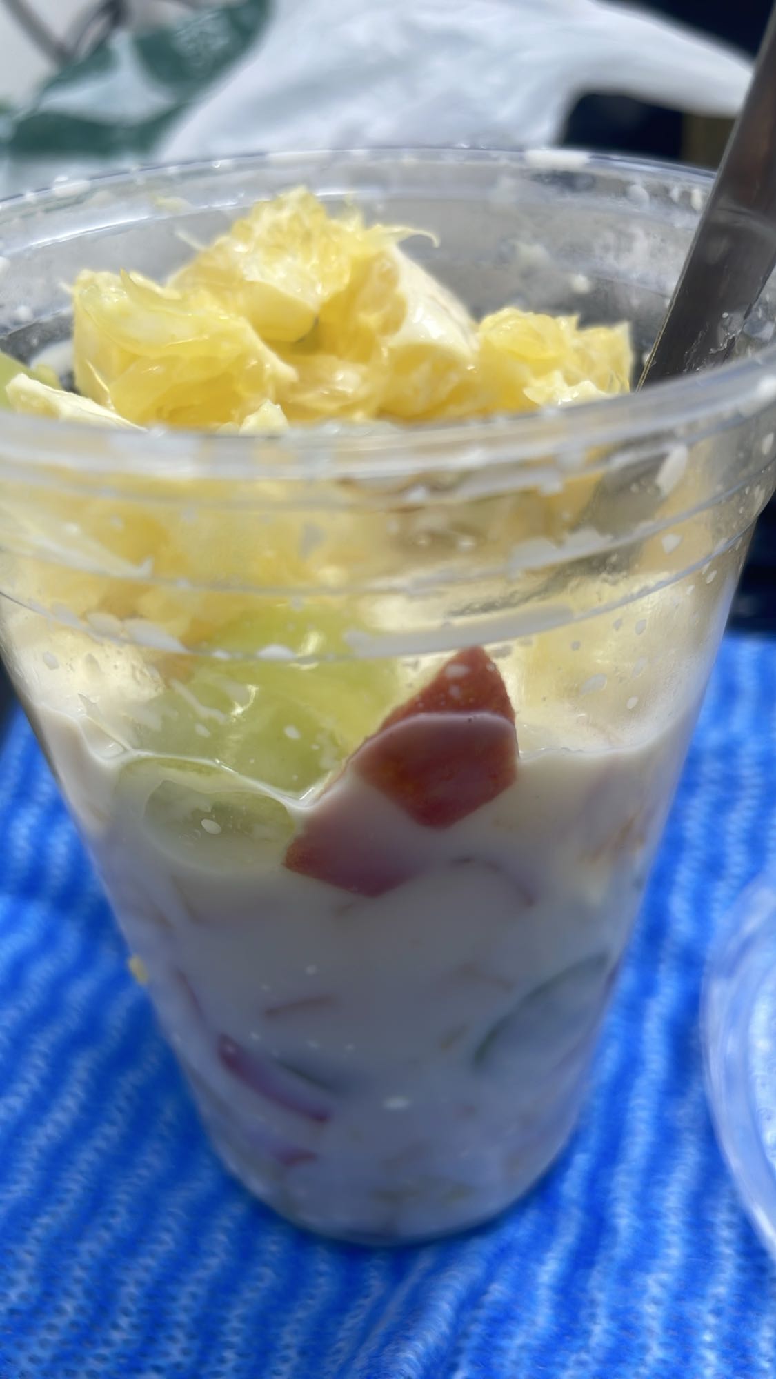 Salada de frutas com iogurte