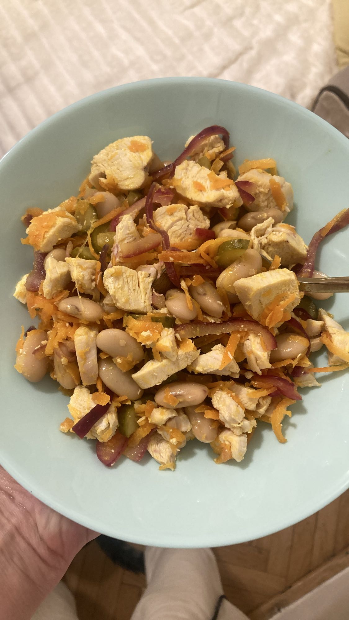 Курица с фасолью и овощами