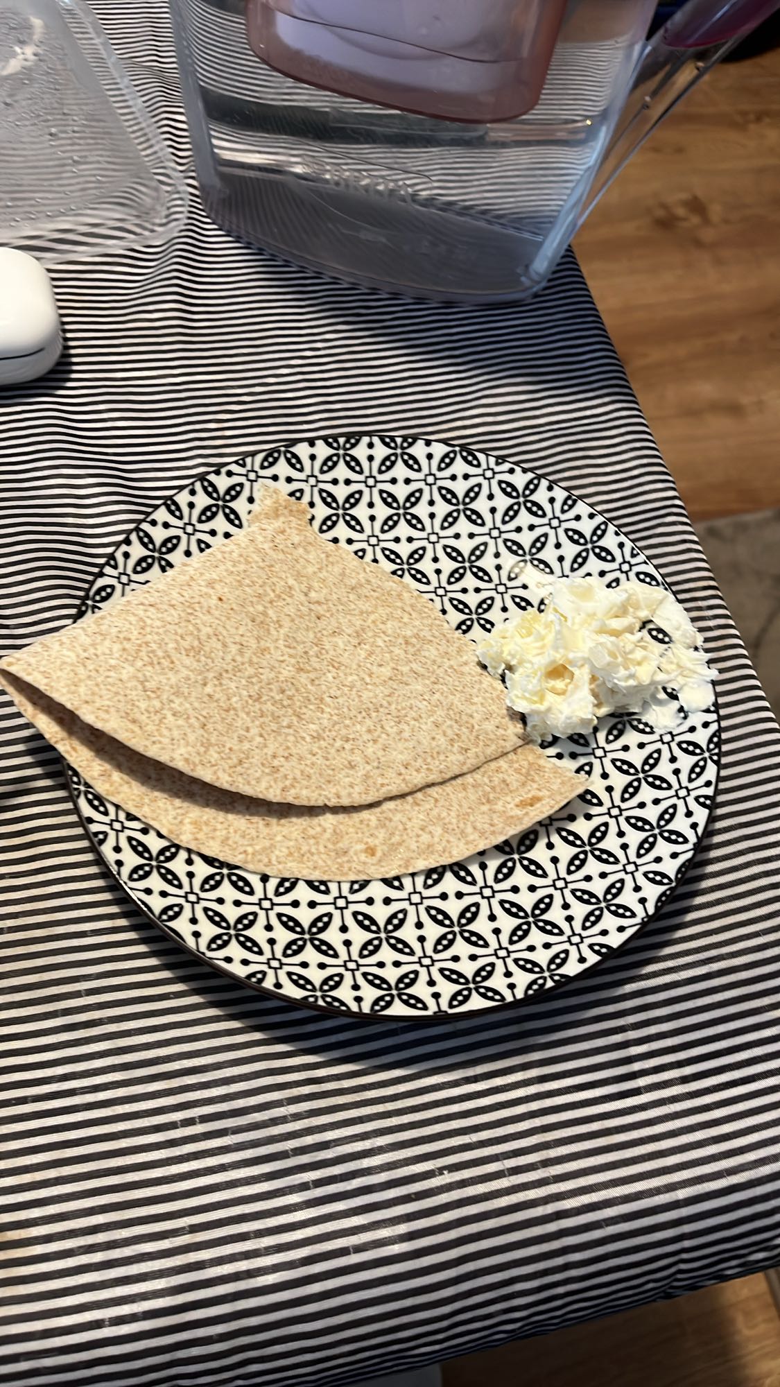 Пълнозърнести тортили с извара