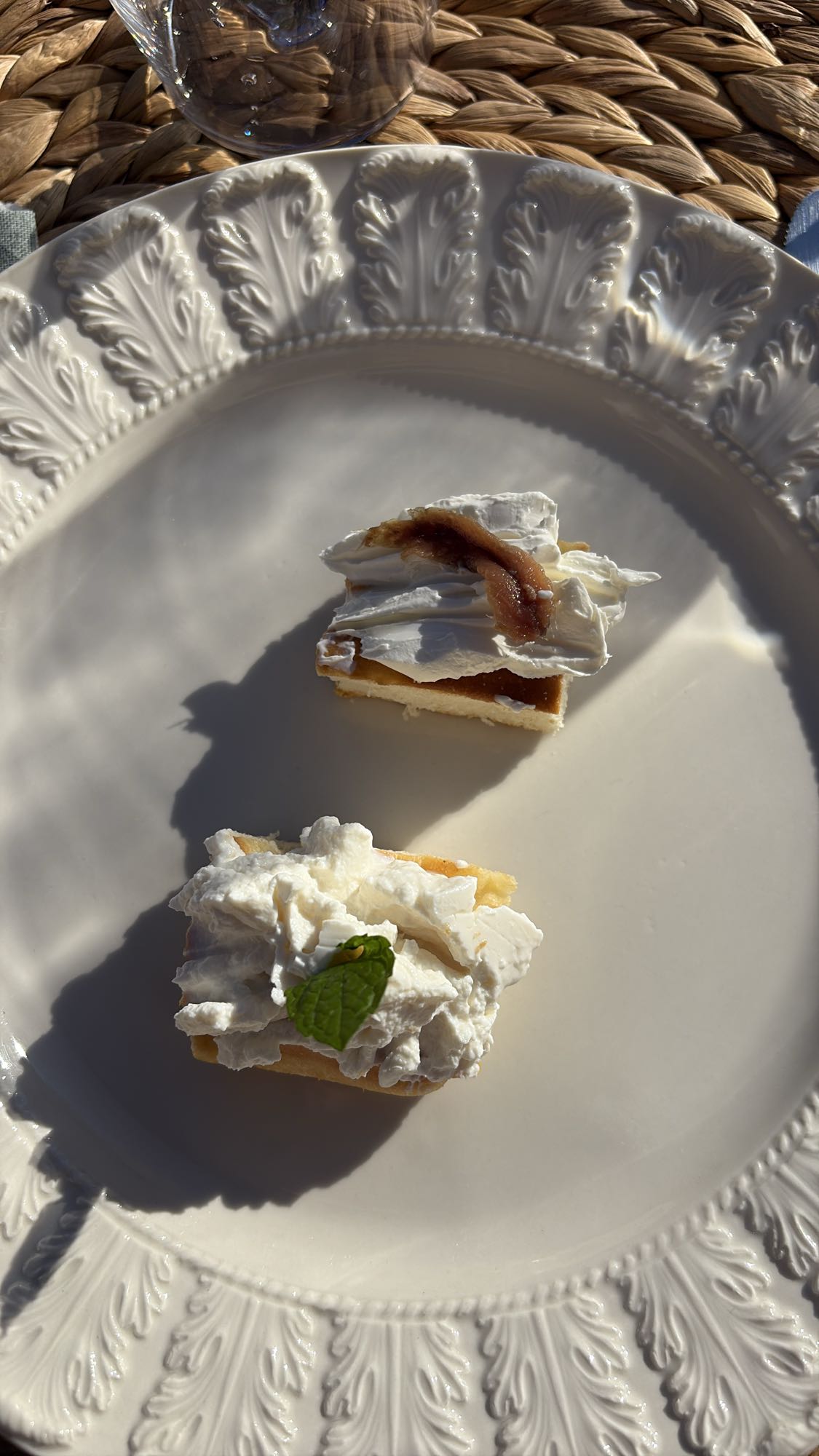 Whipped Cream Tart Bites