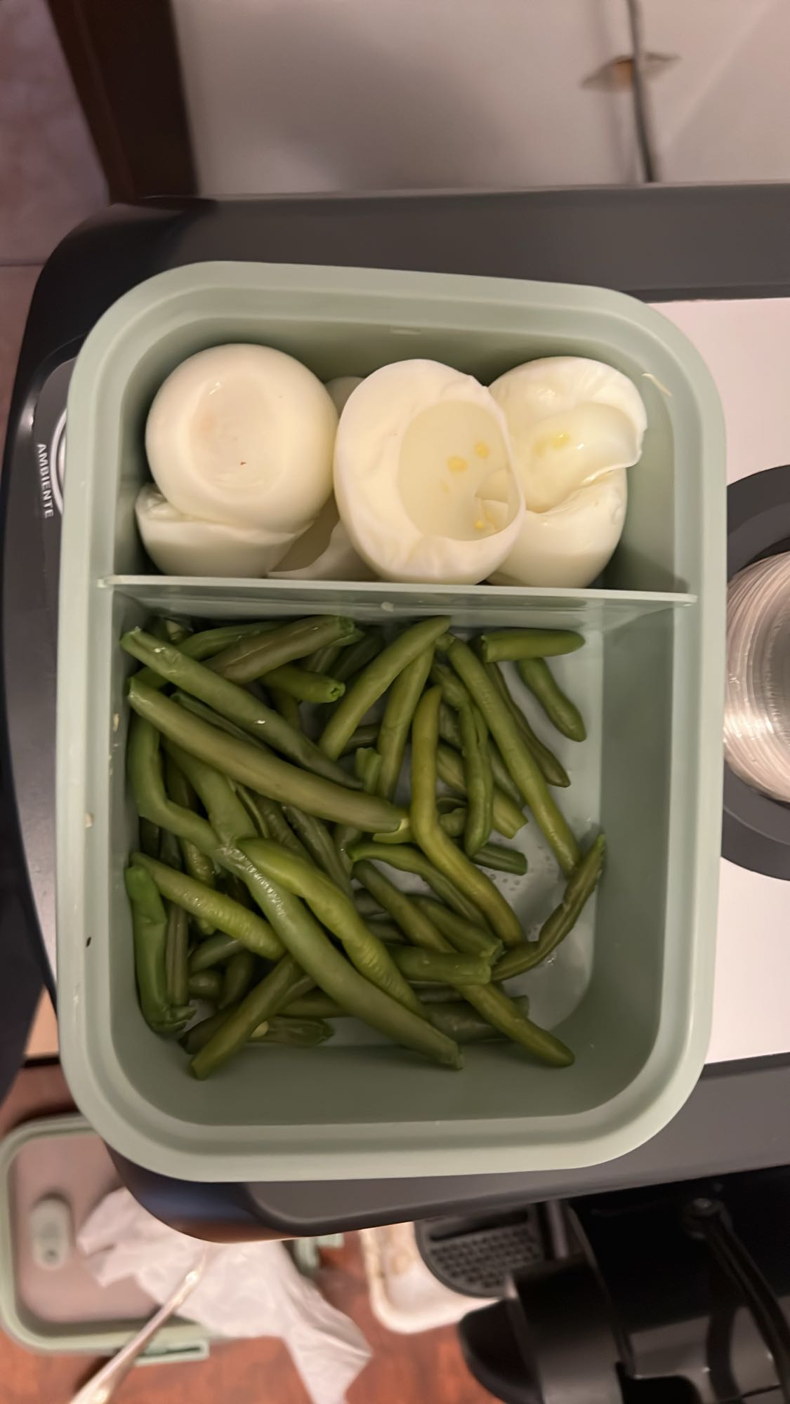 Yumurta ve Fasulye Kutusu