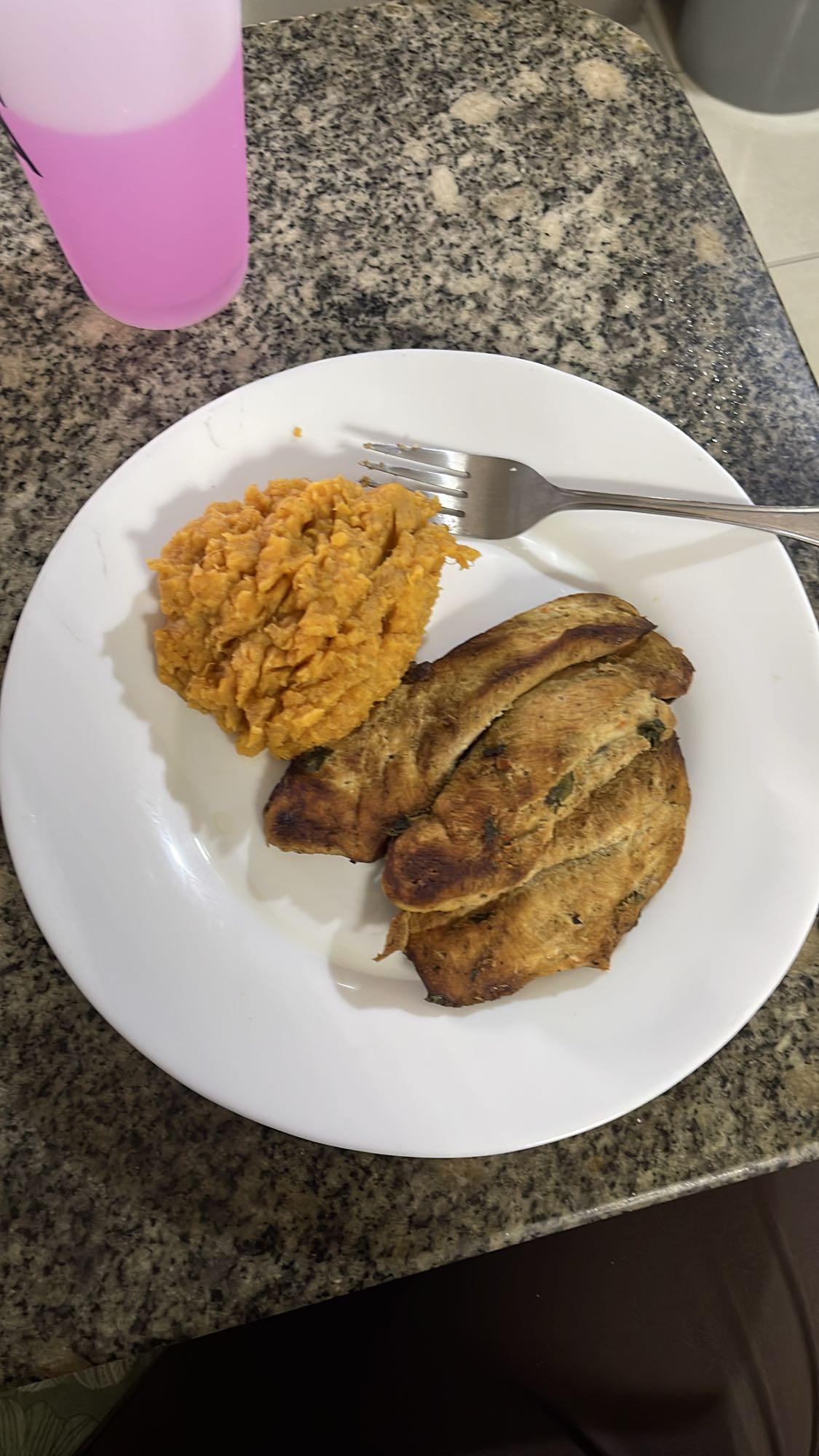 Pollo y puré de batata