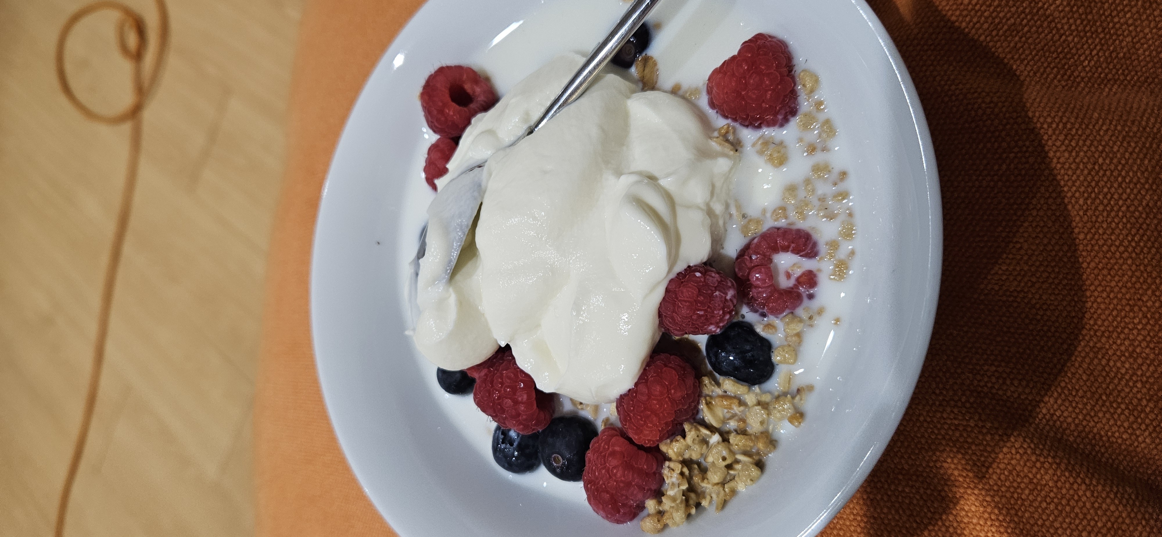 Greek yogurt berry bowl