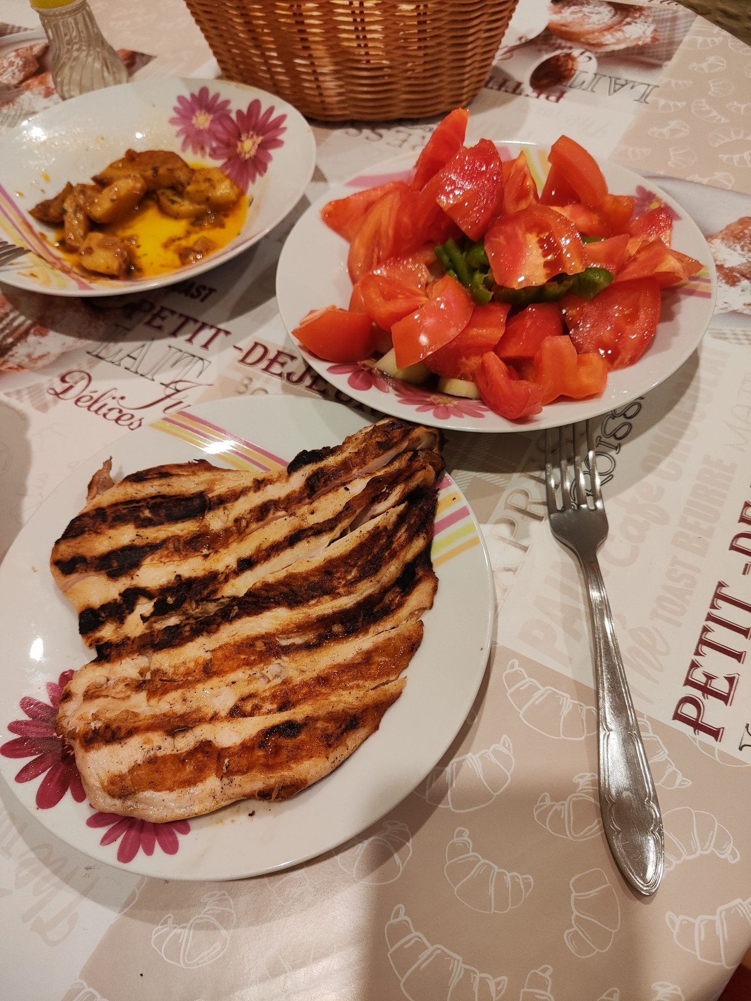 Grilled Chicken & Salad Plate