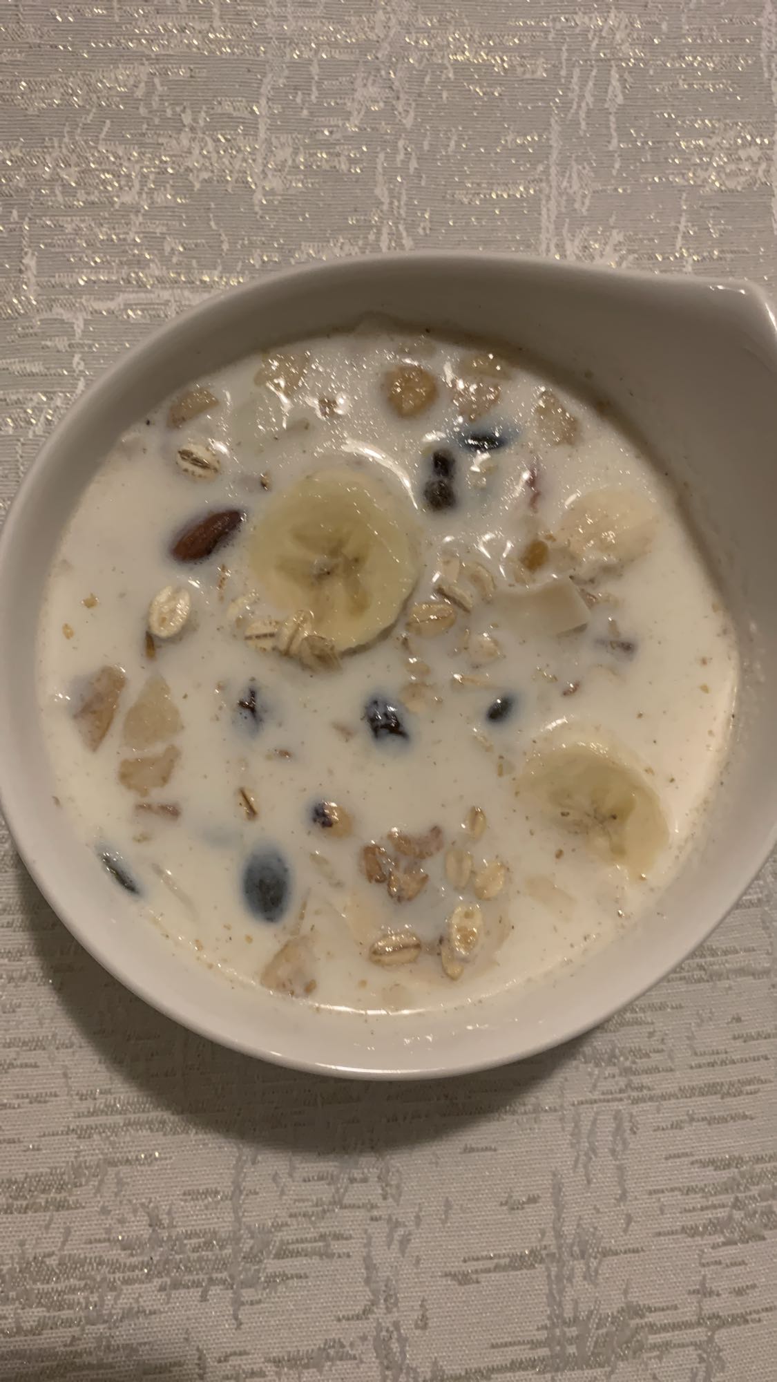 Owsianka z bananem i mlekiem