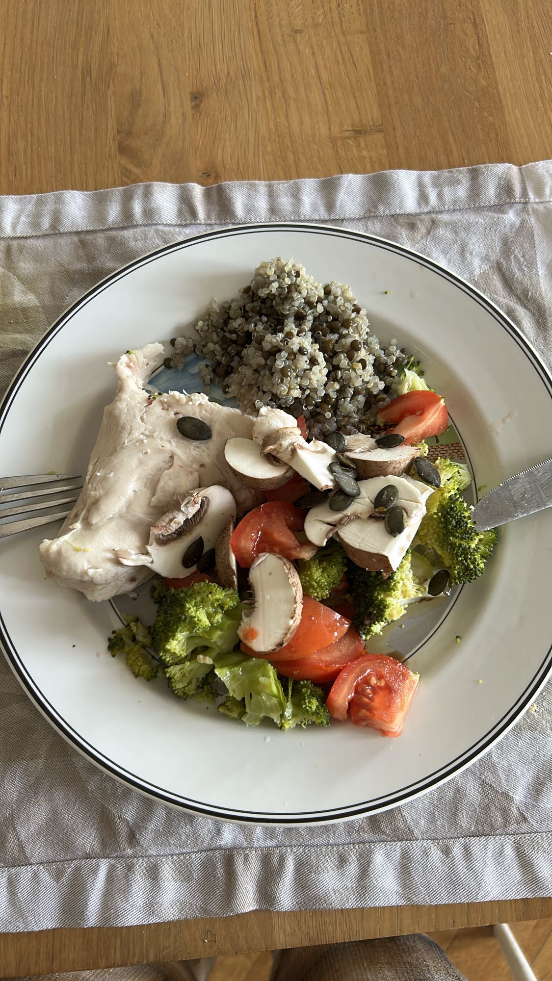 Poulet, quinoa et légumes