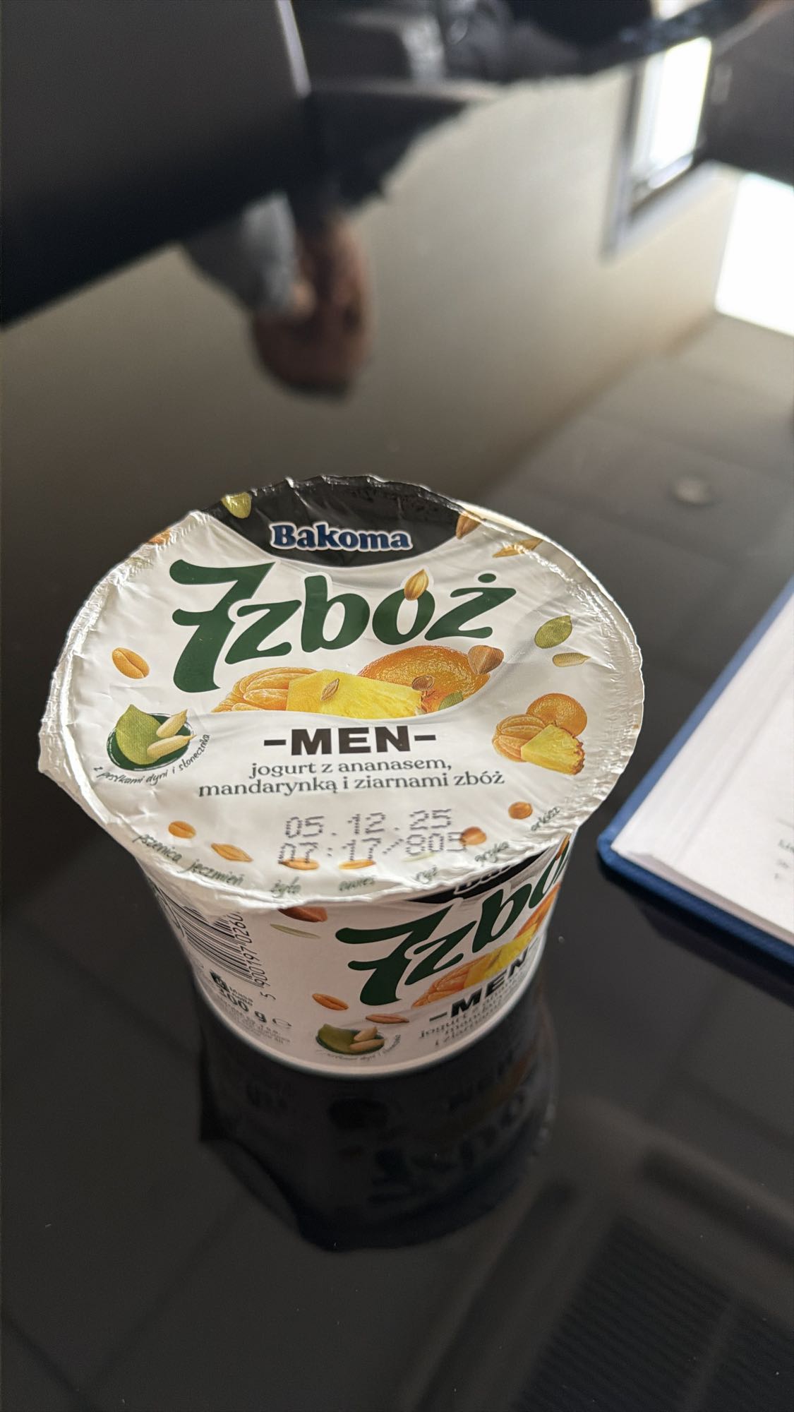 Jogurt 7 zbóż ananas
