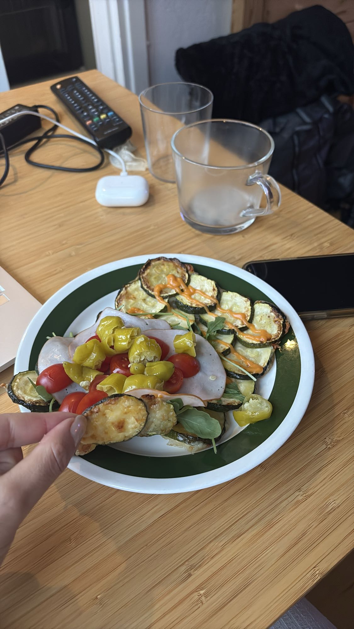 Grönsaks- och kalkonsallad