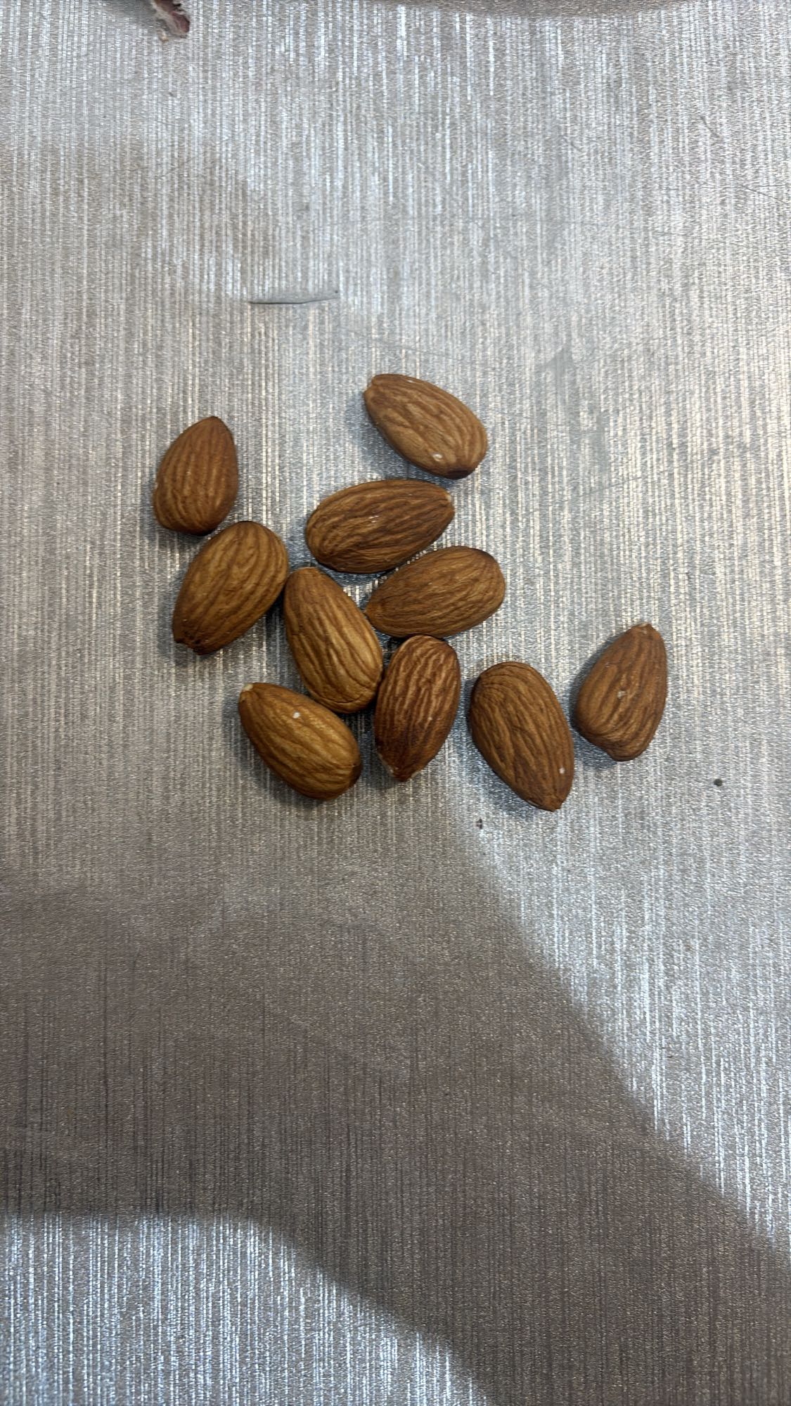 миндальные орехи