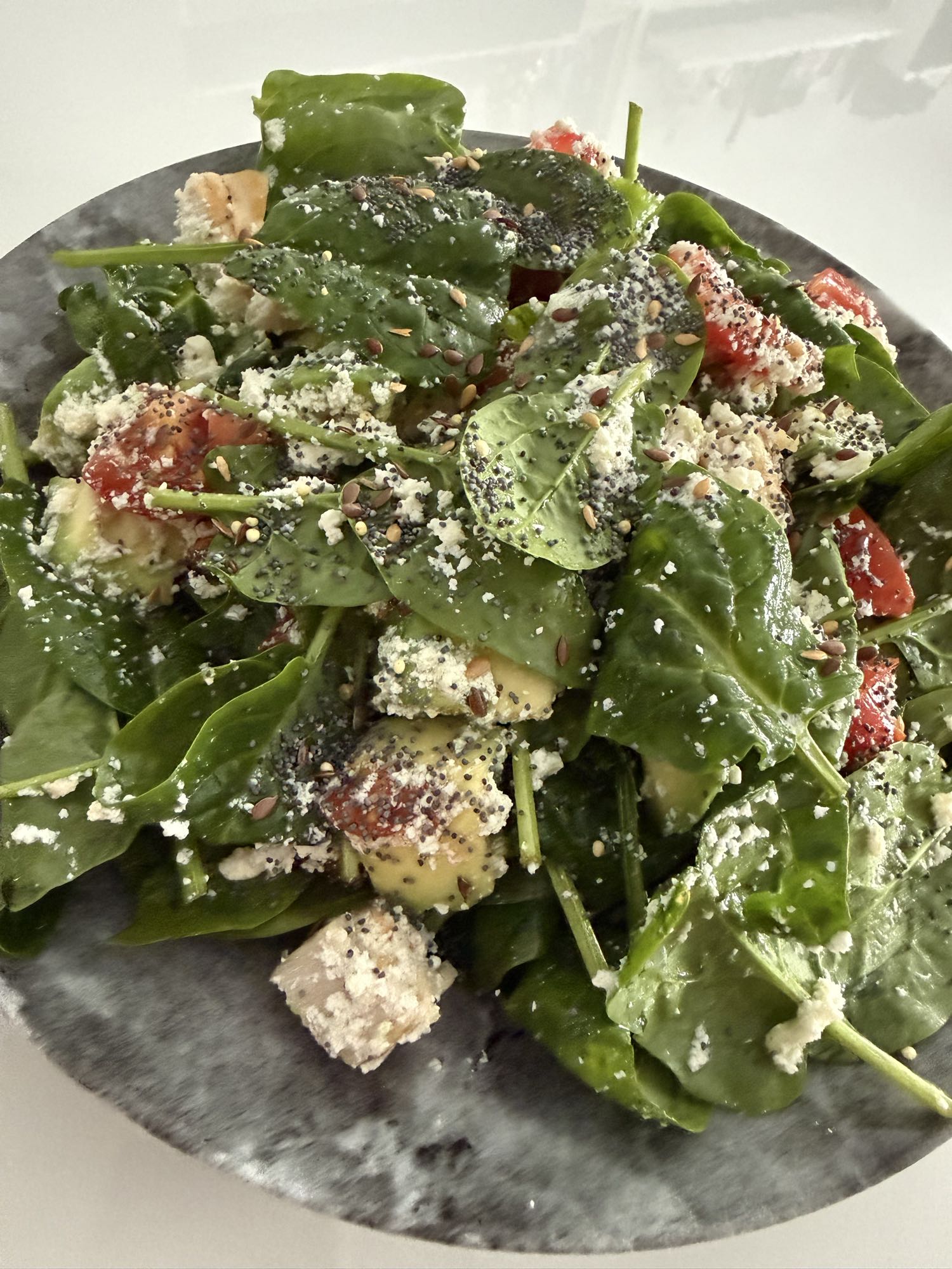 Salade épinards avocat