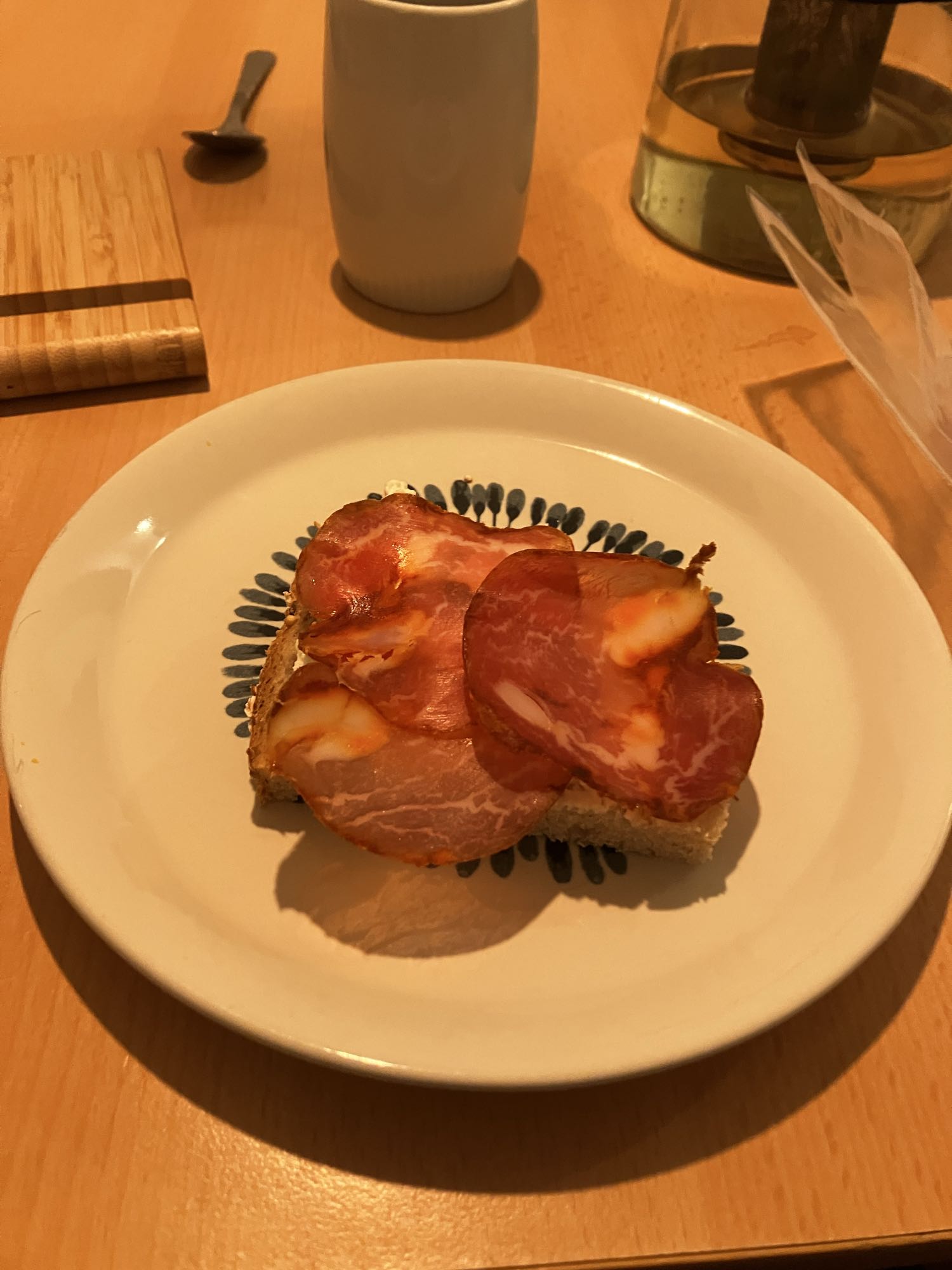 Torrada com embutido