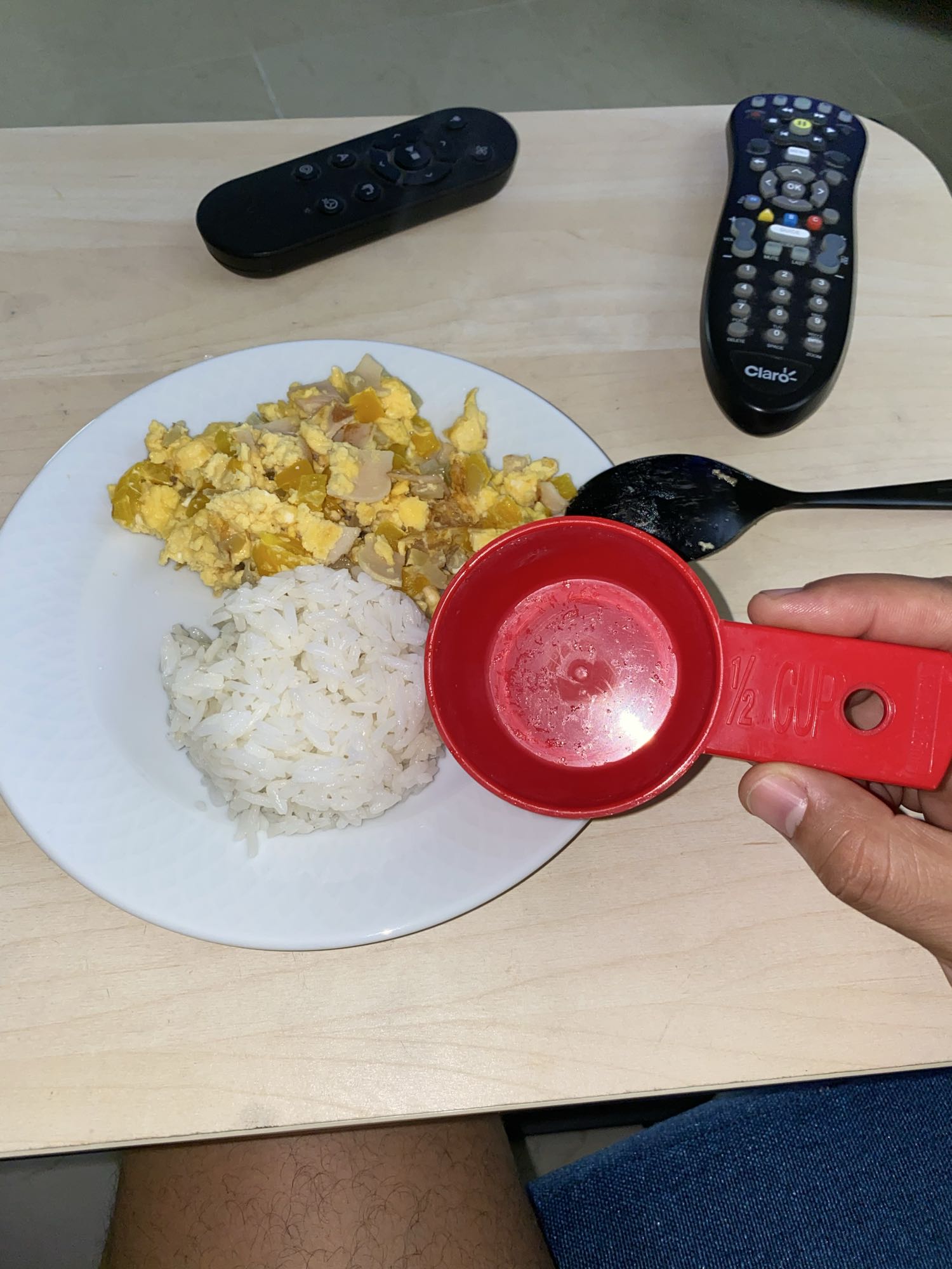 arroz con huevos revueltos