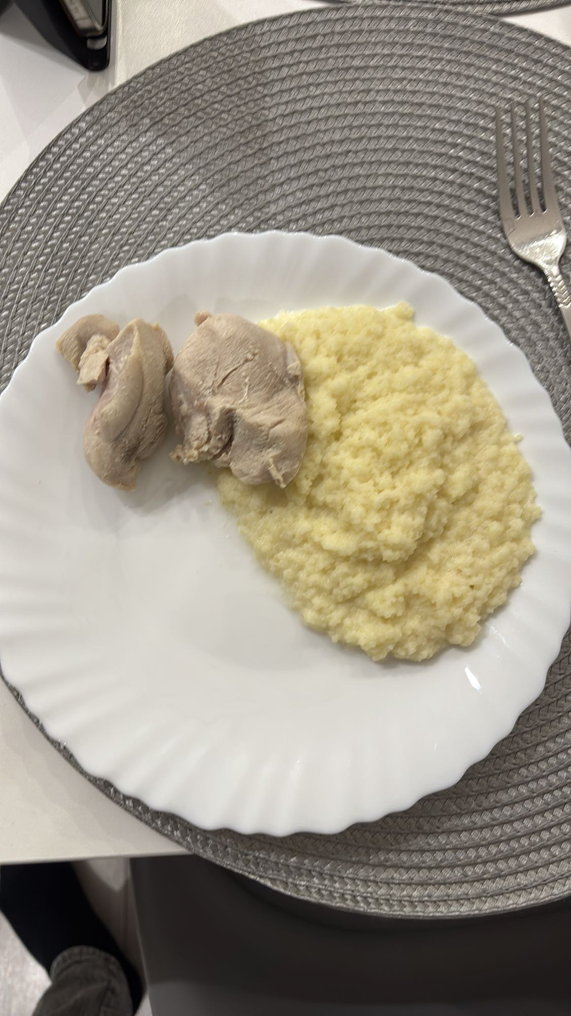 Kurczak z kaszą jaglaną