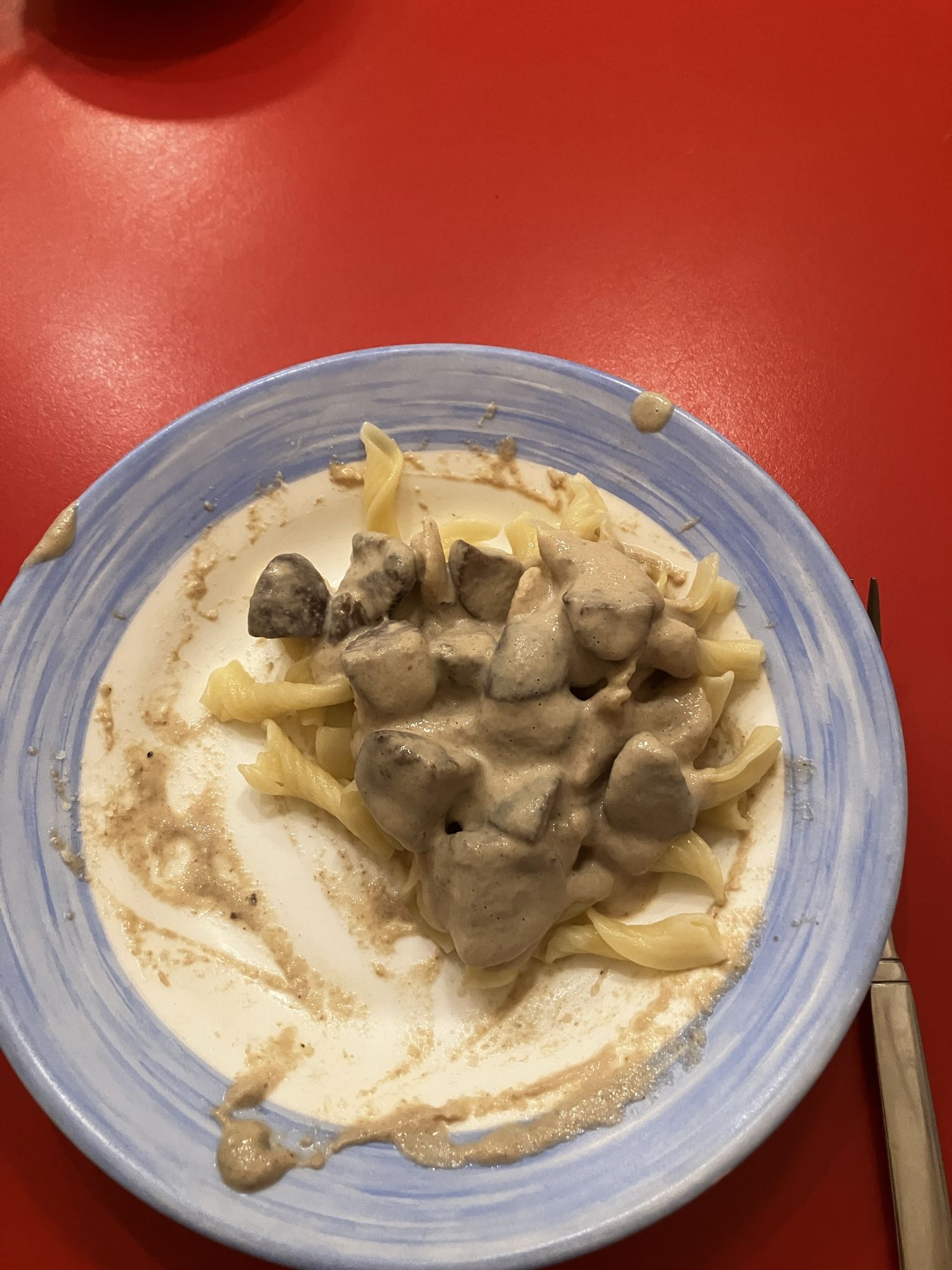 Macarrão com molho cremoso