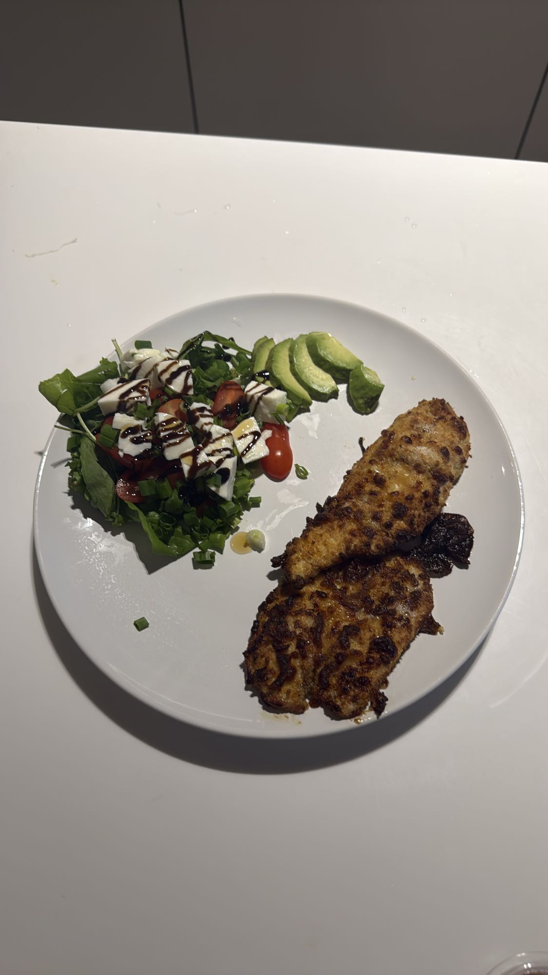 Куриное филе с салатом