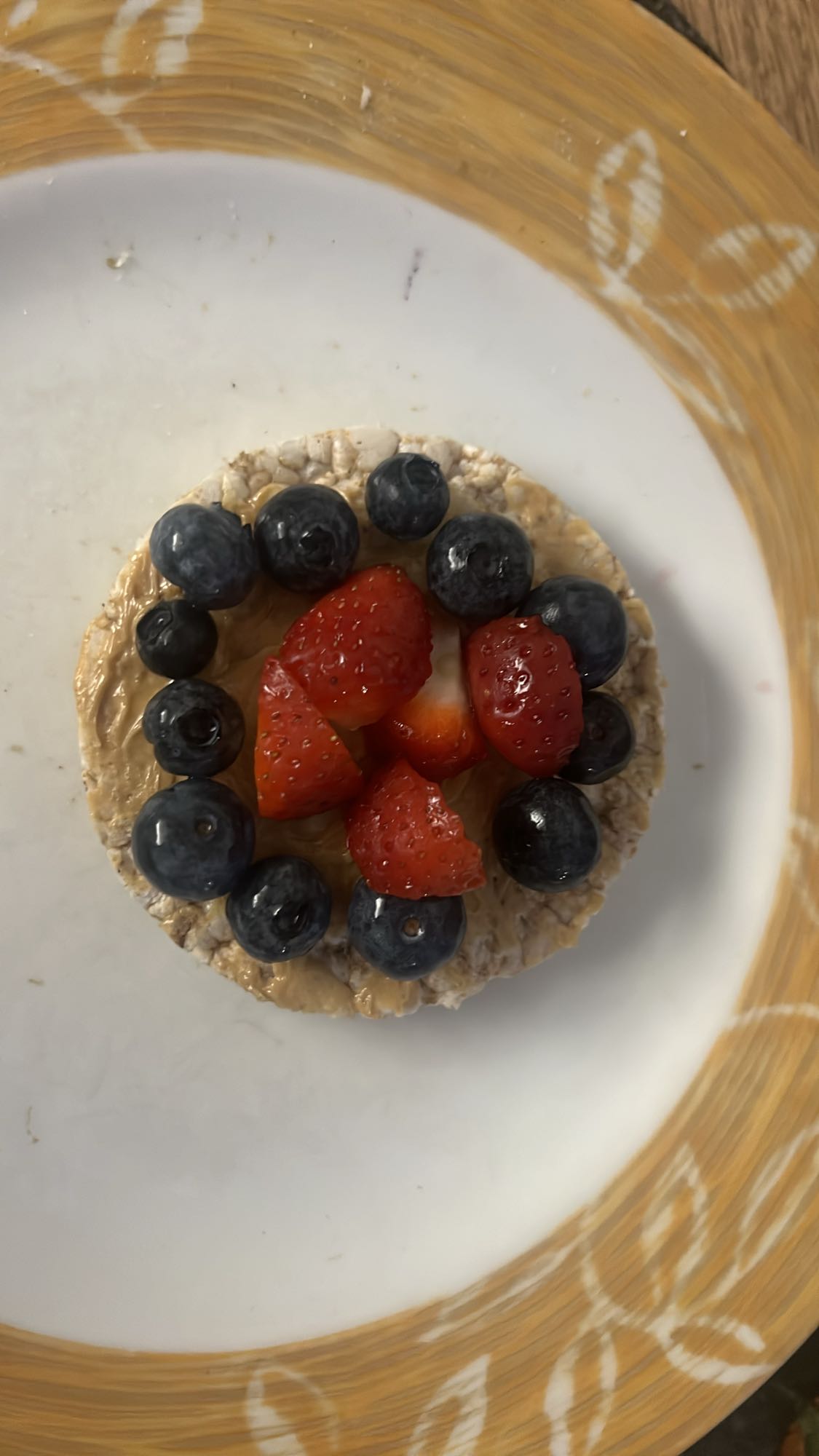 Rice Cake with Berries