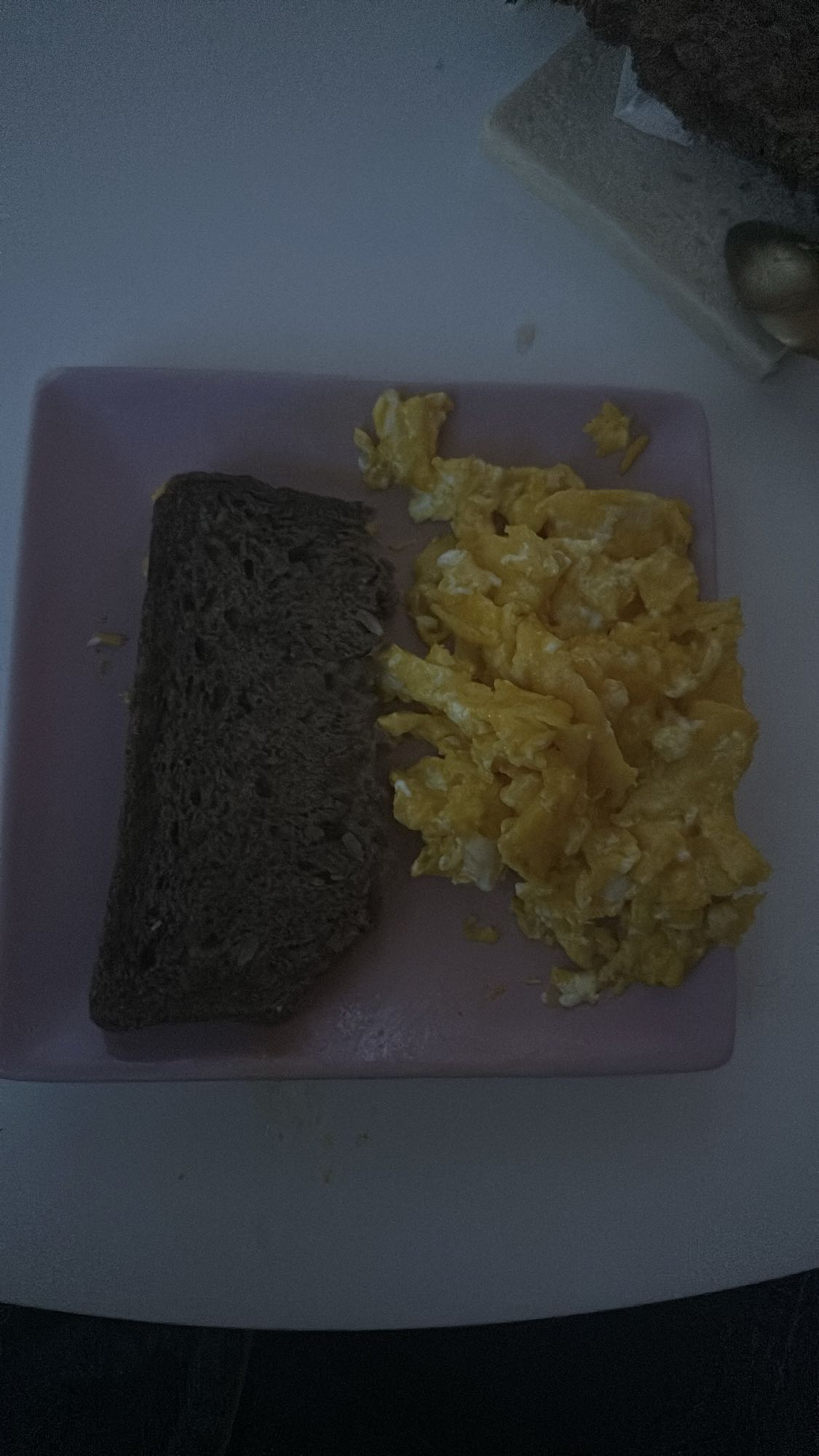 Omletă cu pâine integrală