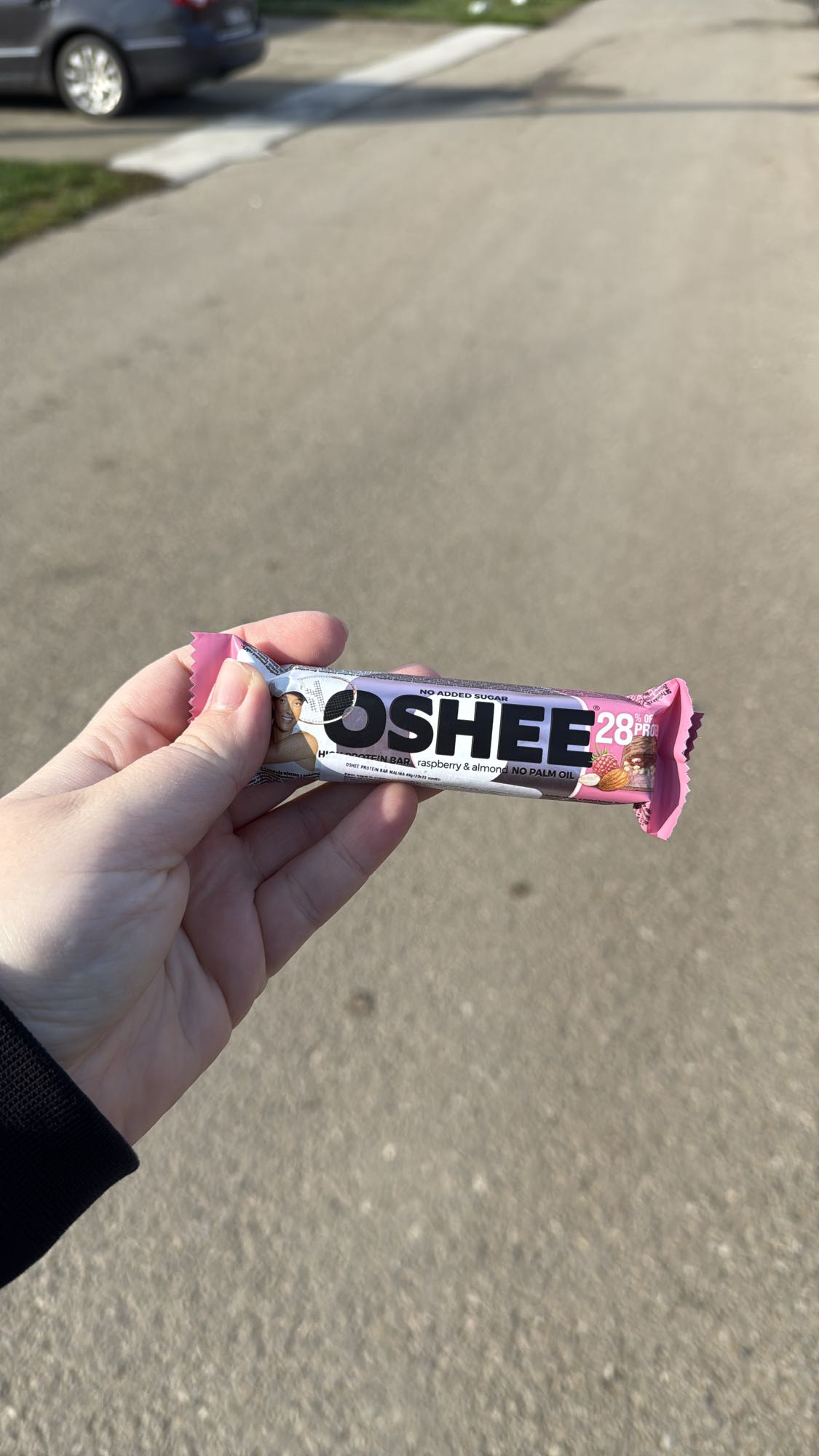 Baton OSHEE zmeură migdale