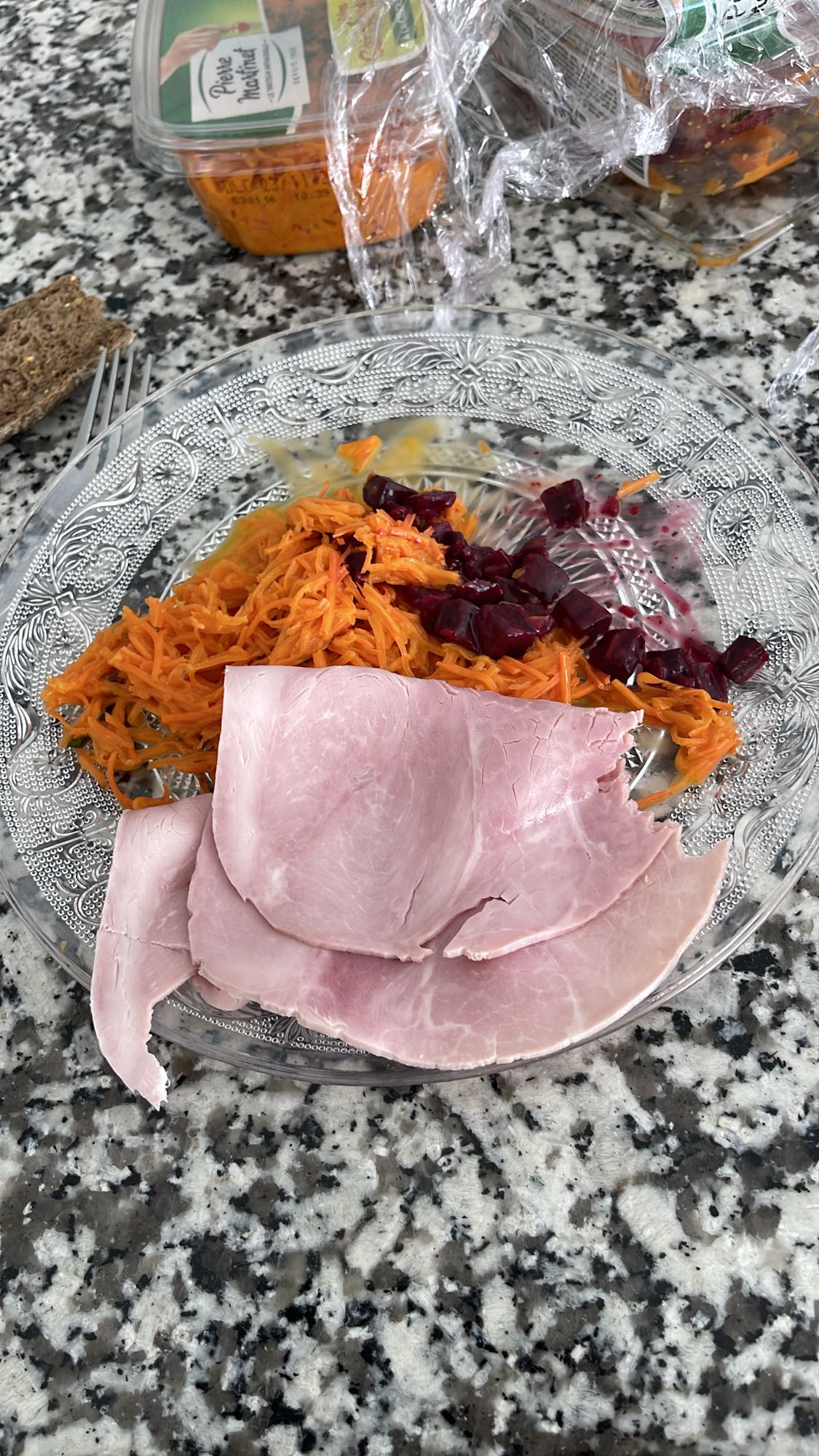 Assiette jambon crudités