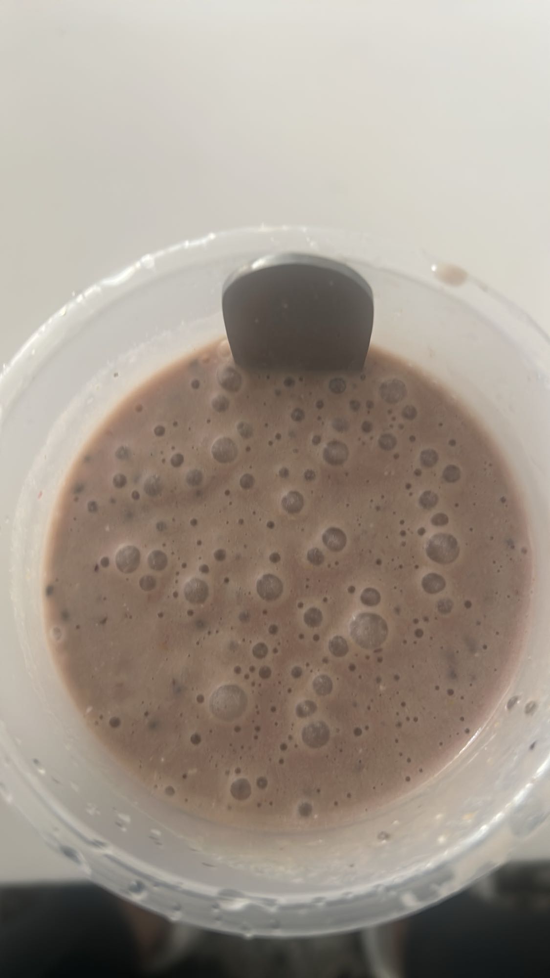 Proteinshake mit Beeren