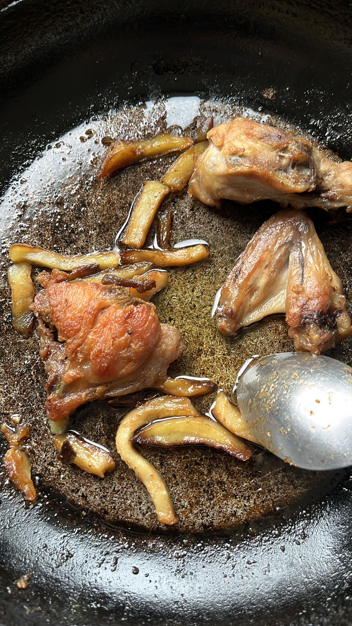 Tavada Tavuk ve Mantar