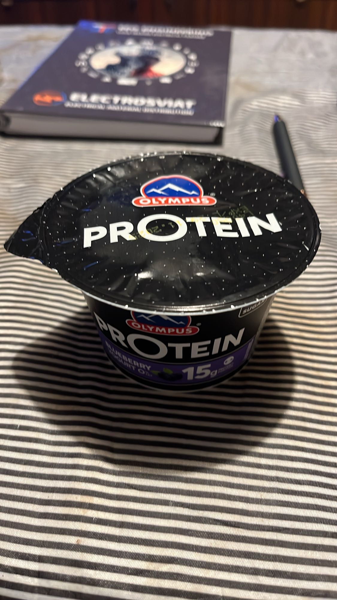 Протеиново кисело мляко