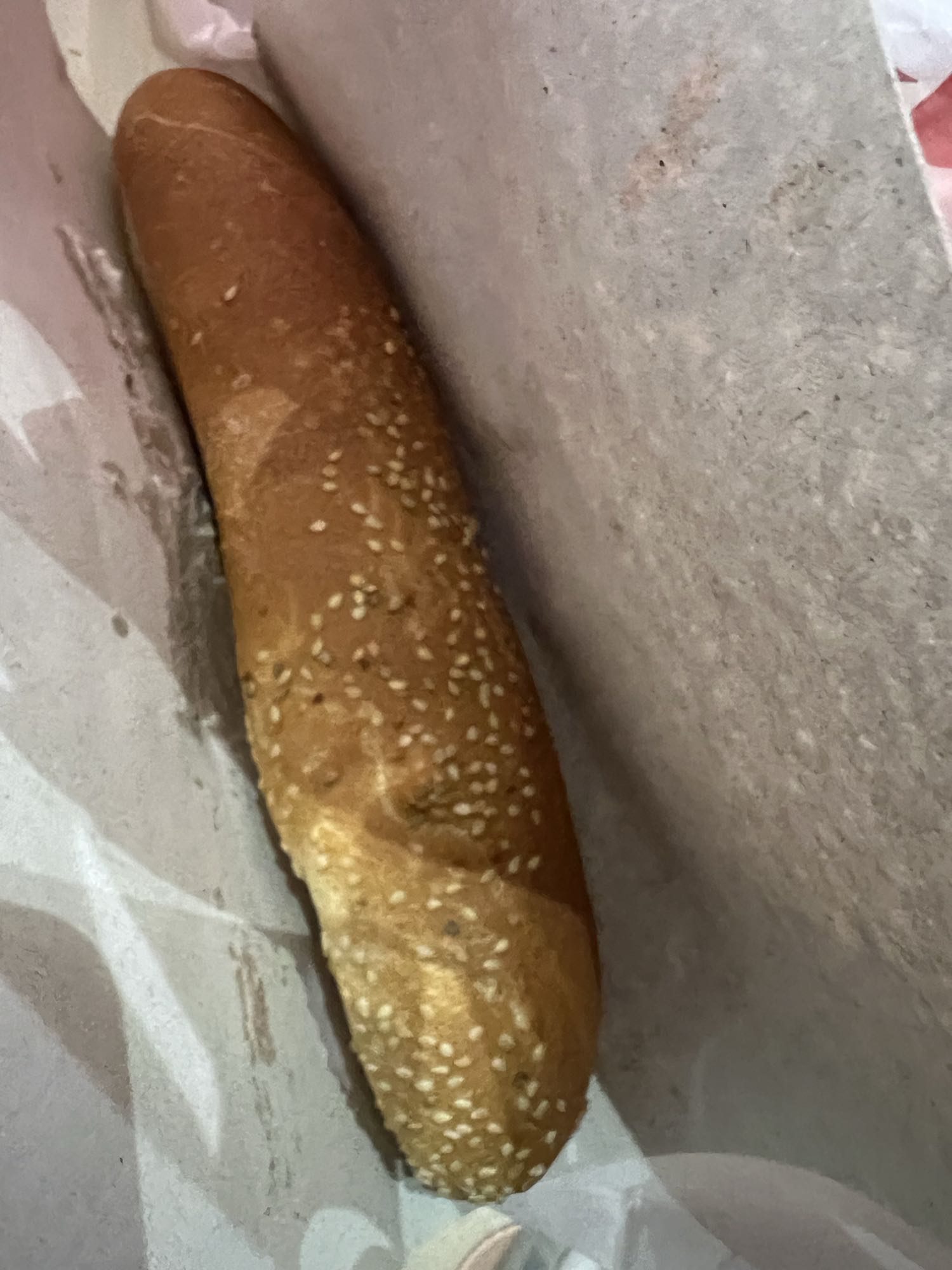 Sesame bread roll with Meat Aghasi and sauces