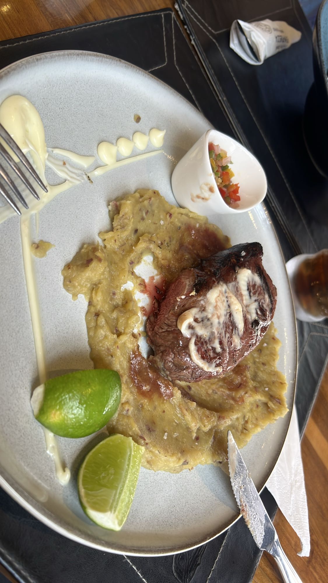 Beef with mashed plantain