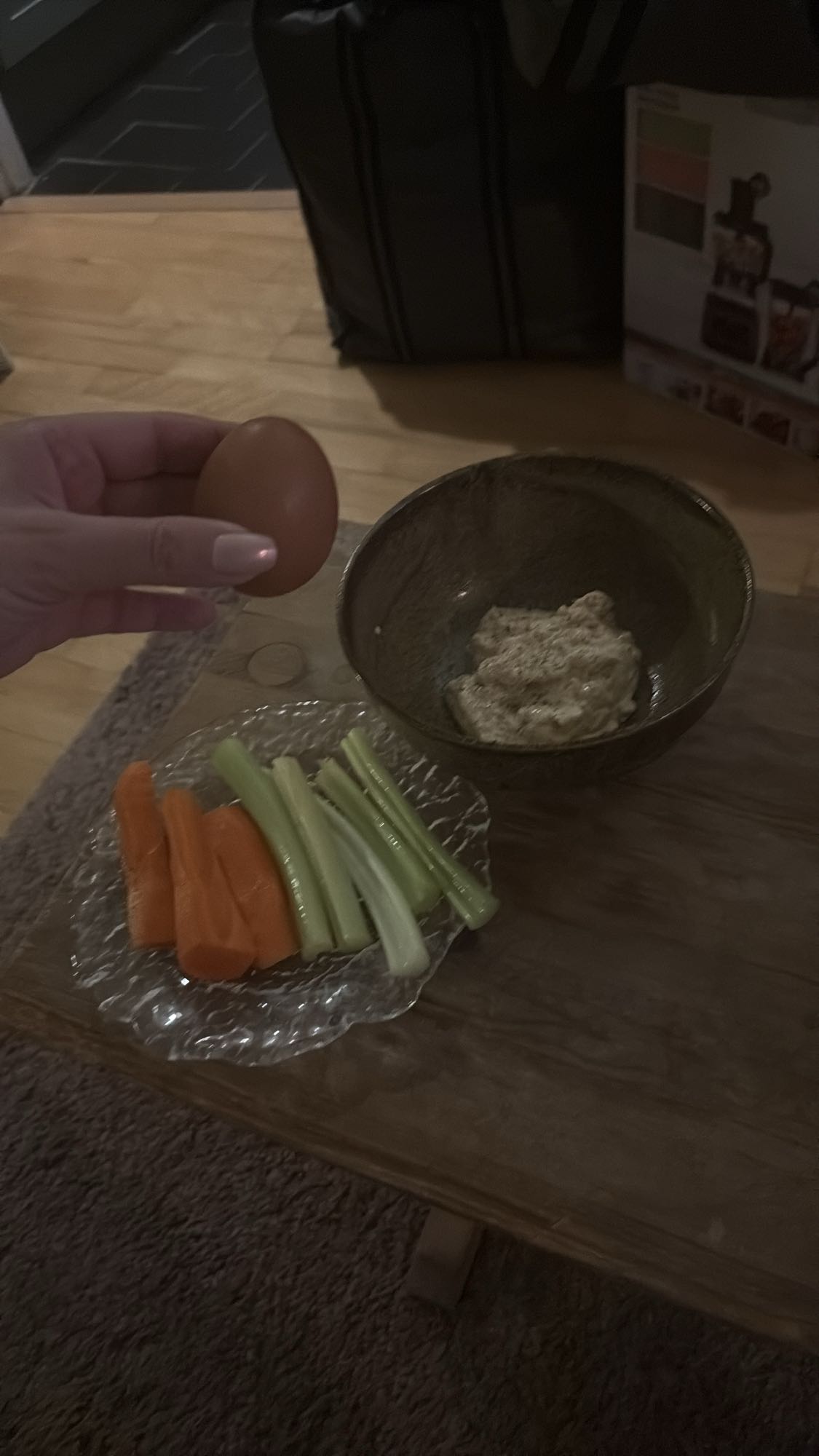 Ägg med grönsaker och dipp